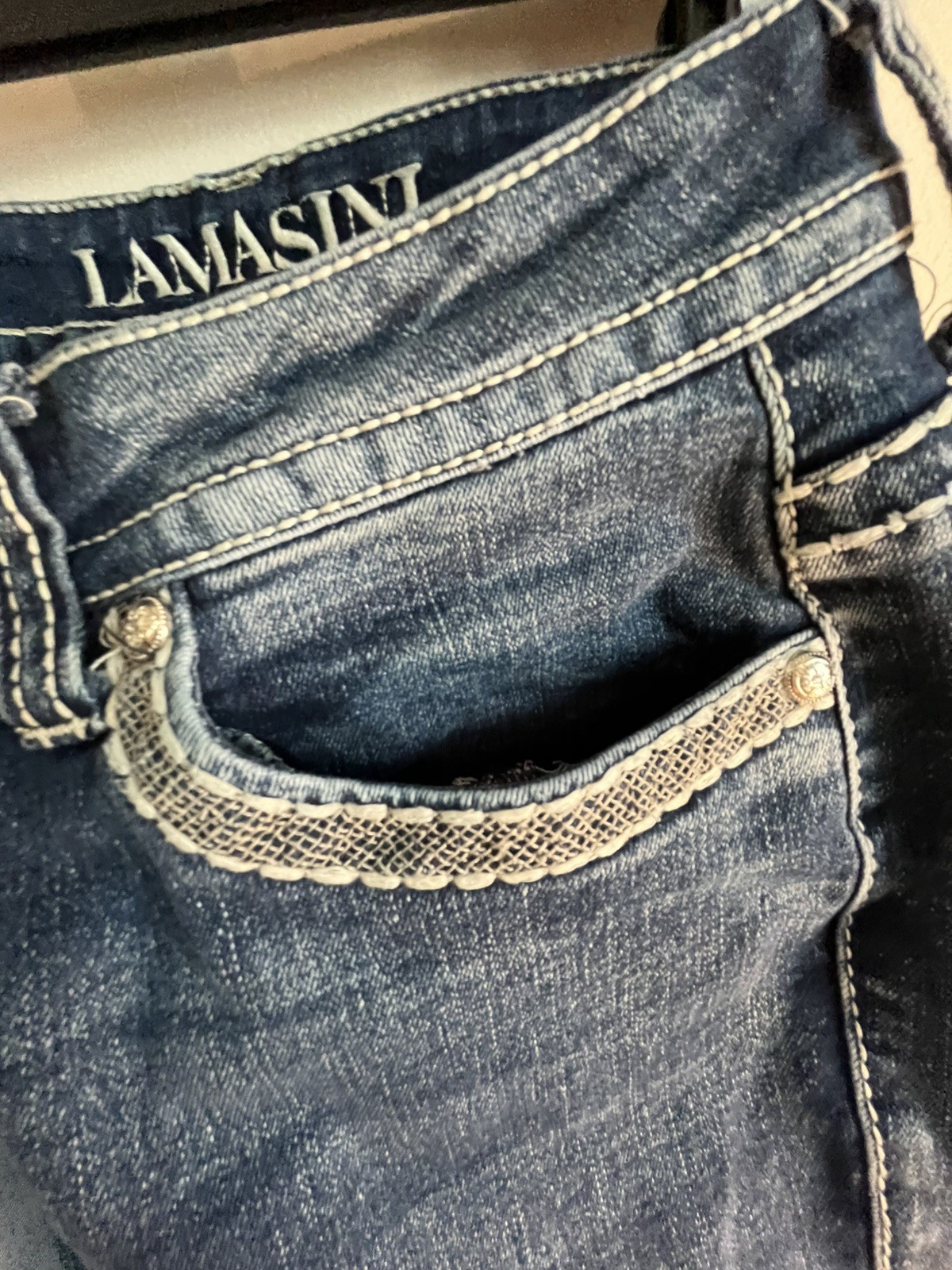 LAMASINI JEANS: SIZE 11 GIRLS/WOMENS STUDDED POCKETS