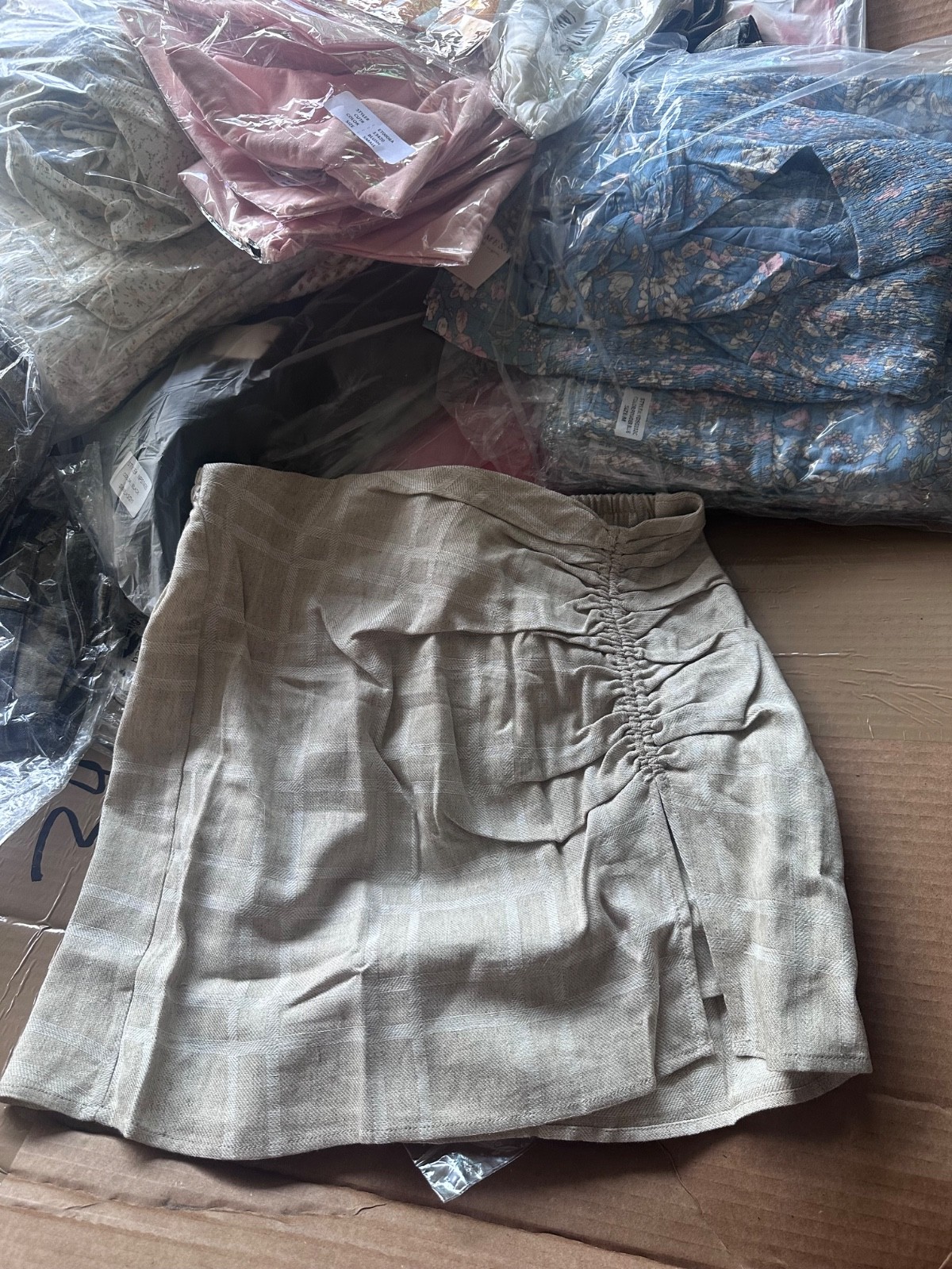 50 Promesa NWT Womens Wholesale Clothing Box ALL Promesa