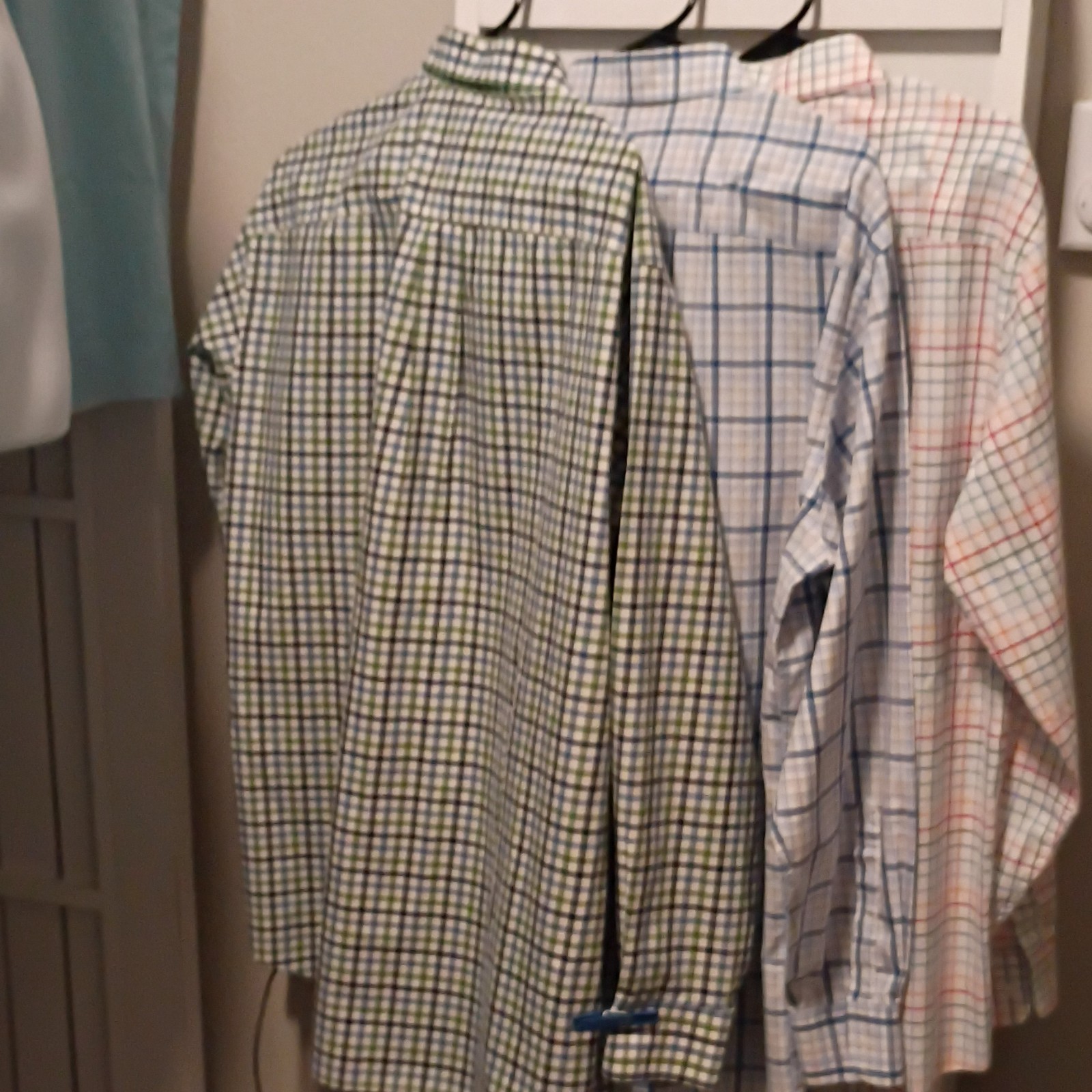 Jos. A. Bank Traveler&rsquo;s Collection Men&rsquo;s L 3-Pack 100% Cotton Check Shirts