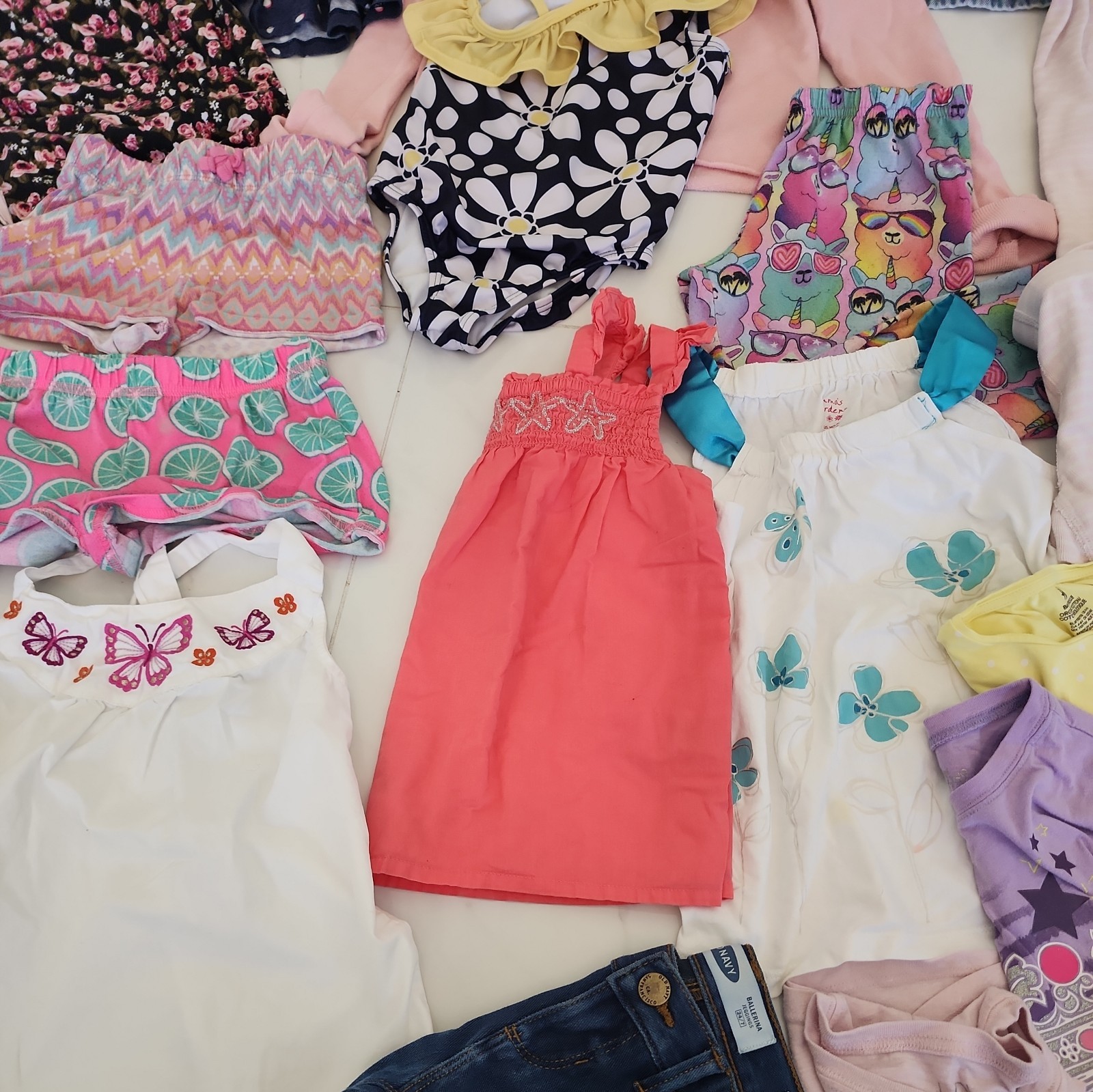 32 Pcs Lot Girls Clothes mixed Size 5T/6T dress shorts pants Old Navy Justice