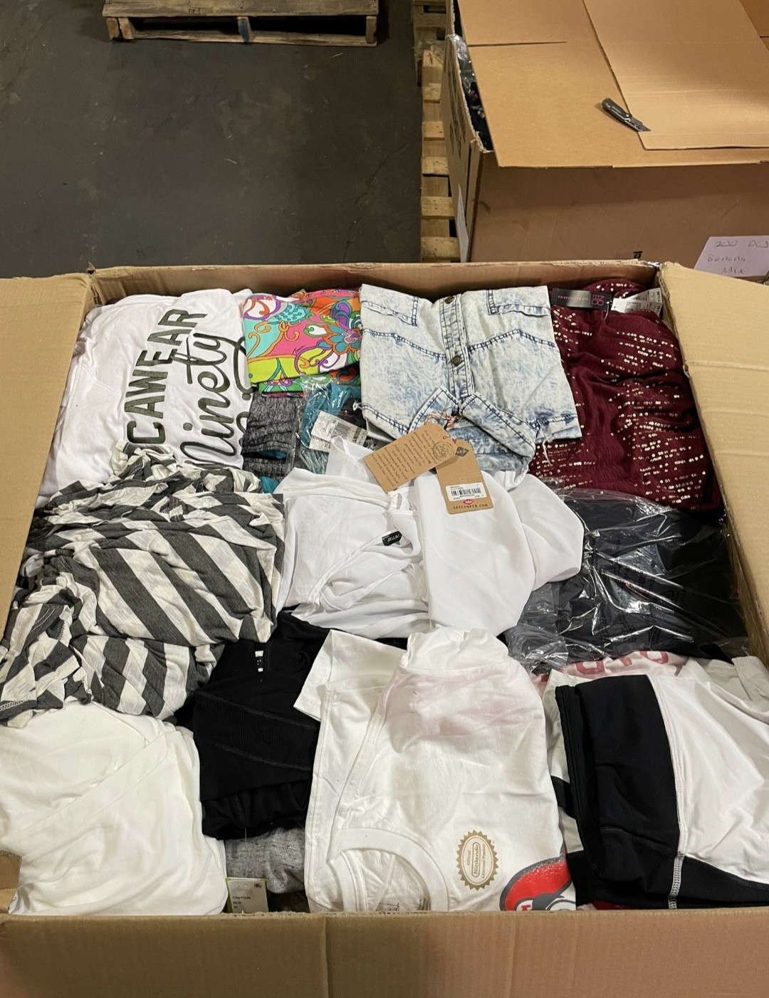 BRAND NEW MIX WOMENS CLOTHING RESELLER LOT 100PCS PER MIXED SIZES XS – 3X!