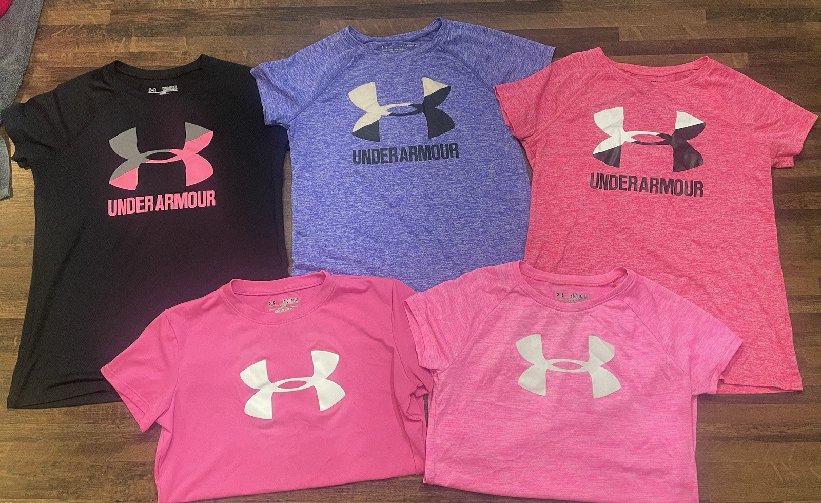 Under Armour Lot of 5 Girls Short Sleeve T-Shirts Youth M Loose Fit Logo Pink