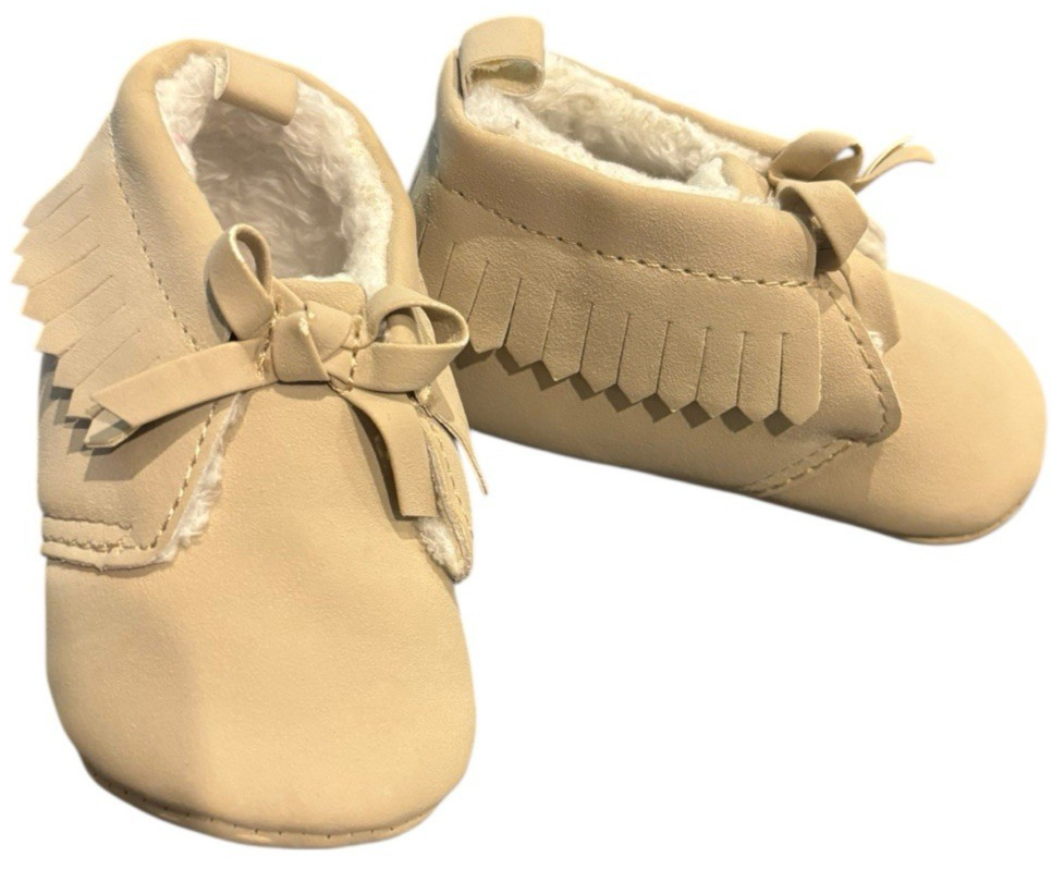 Child of Mine Infant 0-3 Months Beige Crib/Prewalker Shoes – Excellent Condition