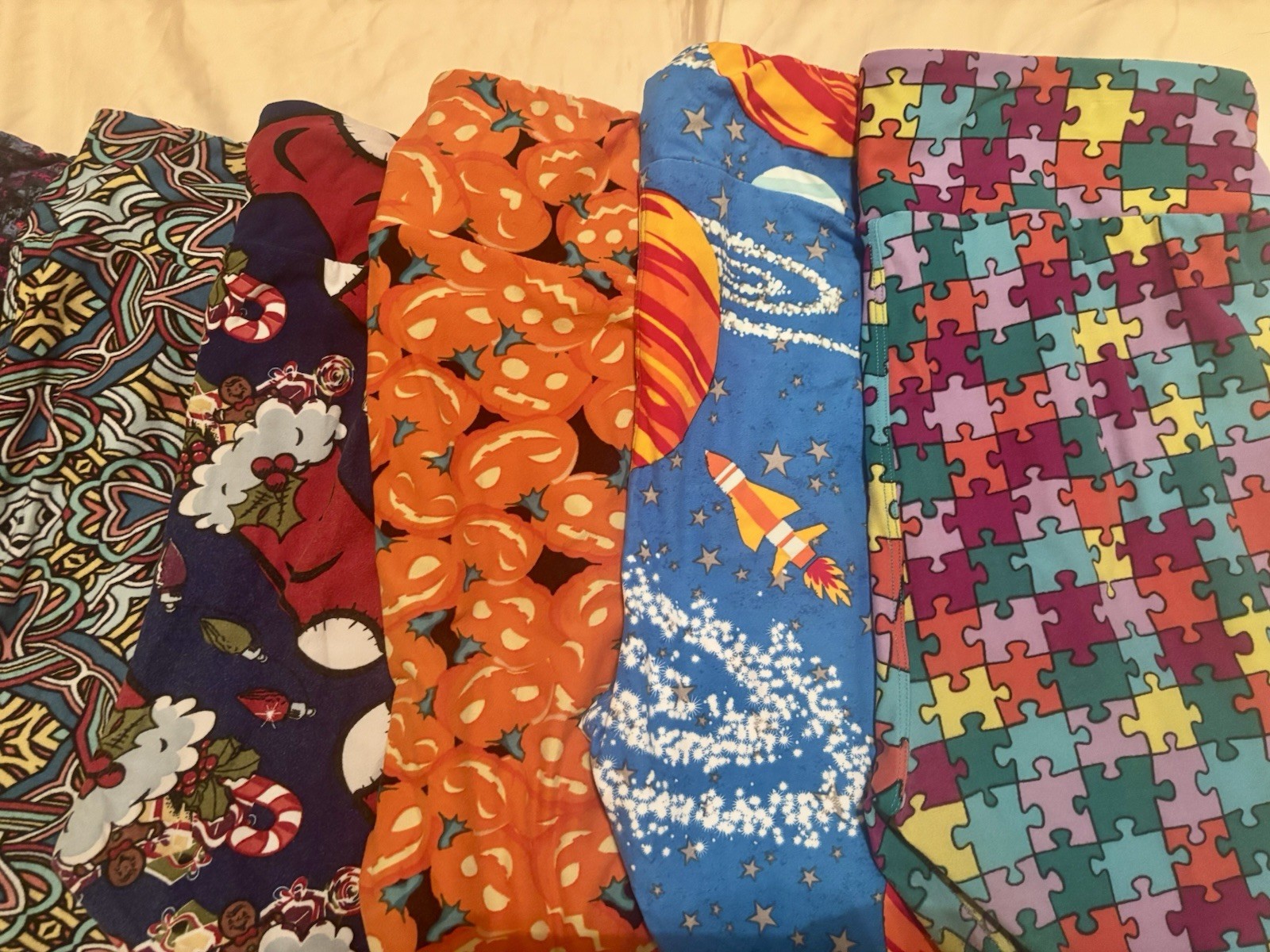 LuLaRoe Tall & Curvy TC leggings bundle lot-16 pair some vintage Unicorn prints