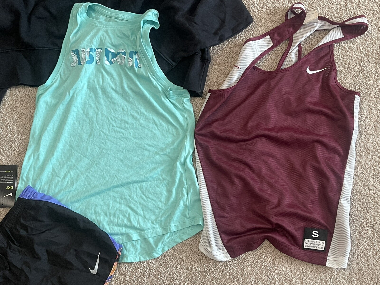 Nike/adidas Under Armour Etc Women’s Lot size X Small