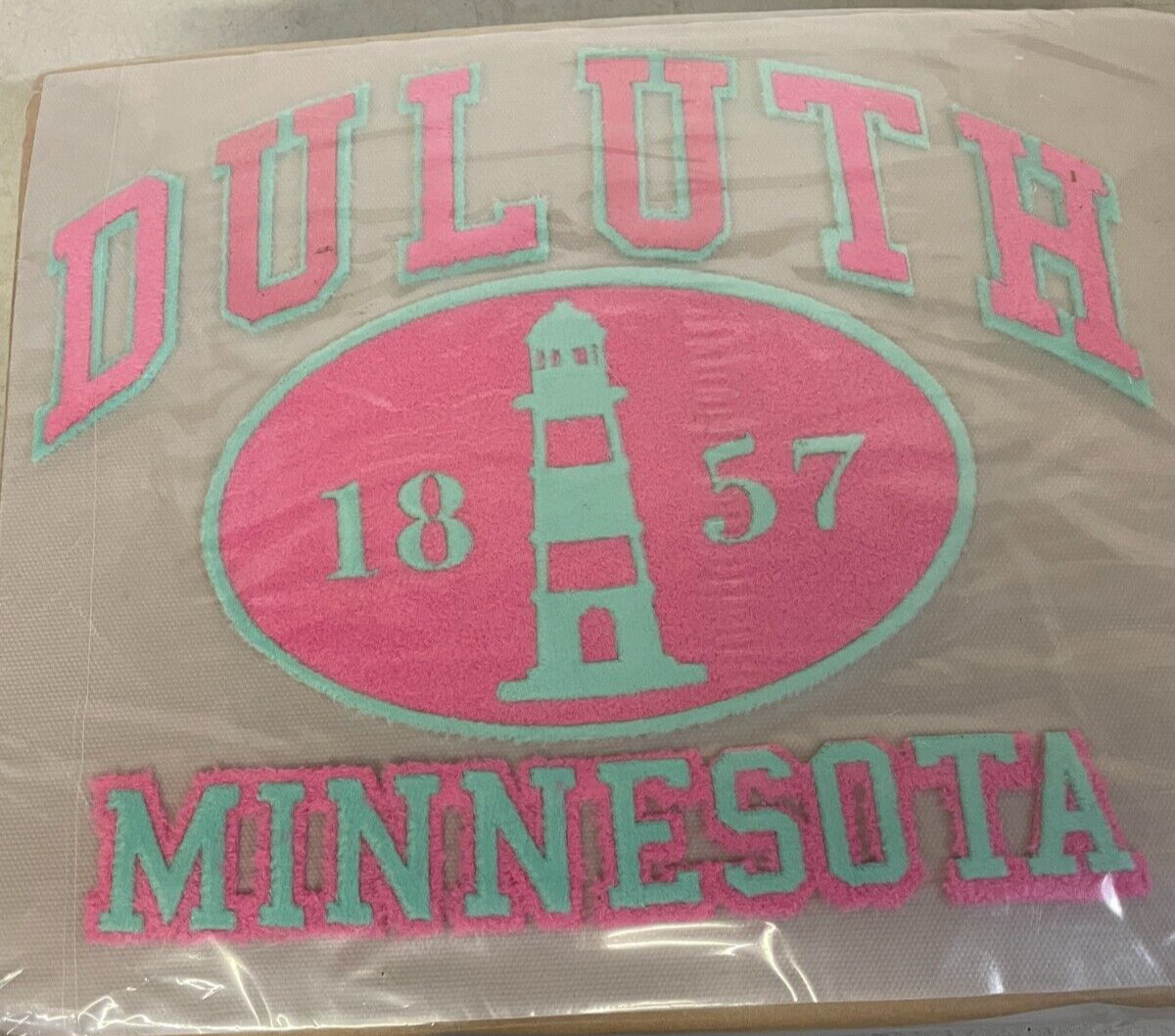 50 Pack Duluth, MN Felt Transfers for T-Shirts Etc. Pink/Teal 13&Prime;x10&Prime;