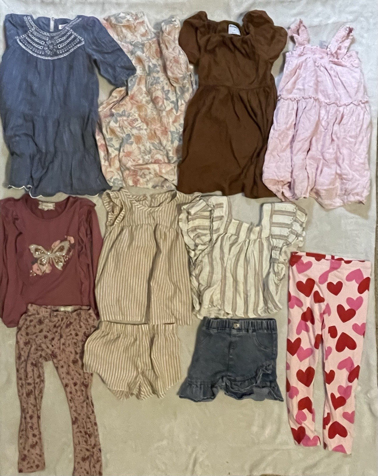 Lot Of 11 Girls Size 5T Clothes 4 Dresses 3 Outfits 1 Legging**SEE DESCRIPTION