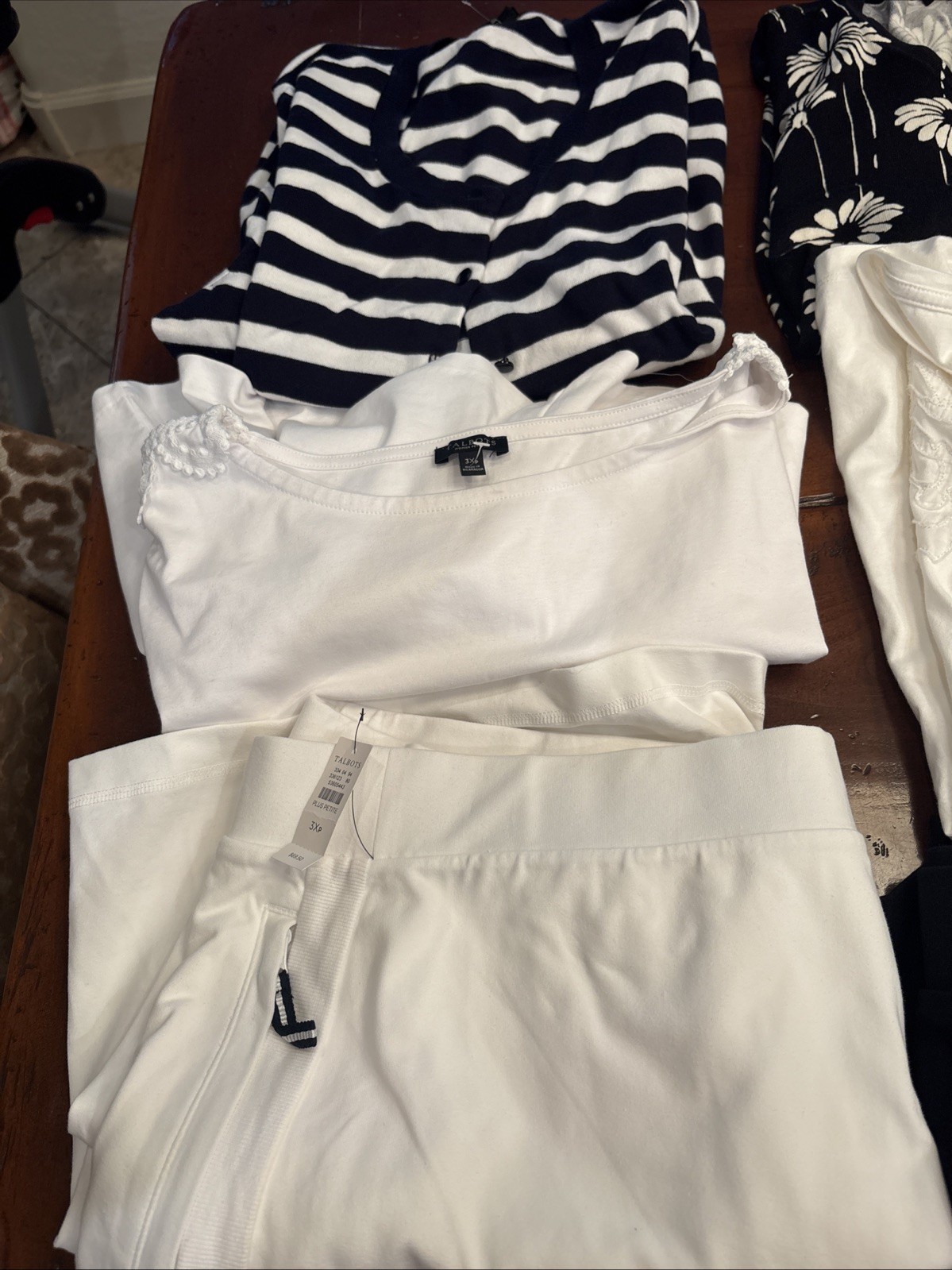 Talbot Bulk Clothing Box. All Size 3X 15 Pieces