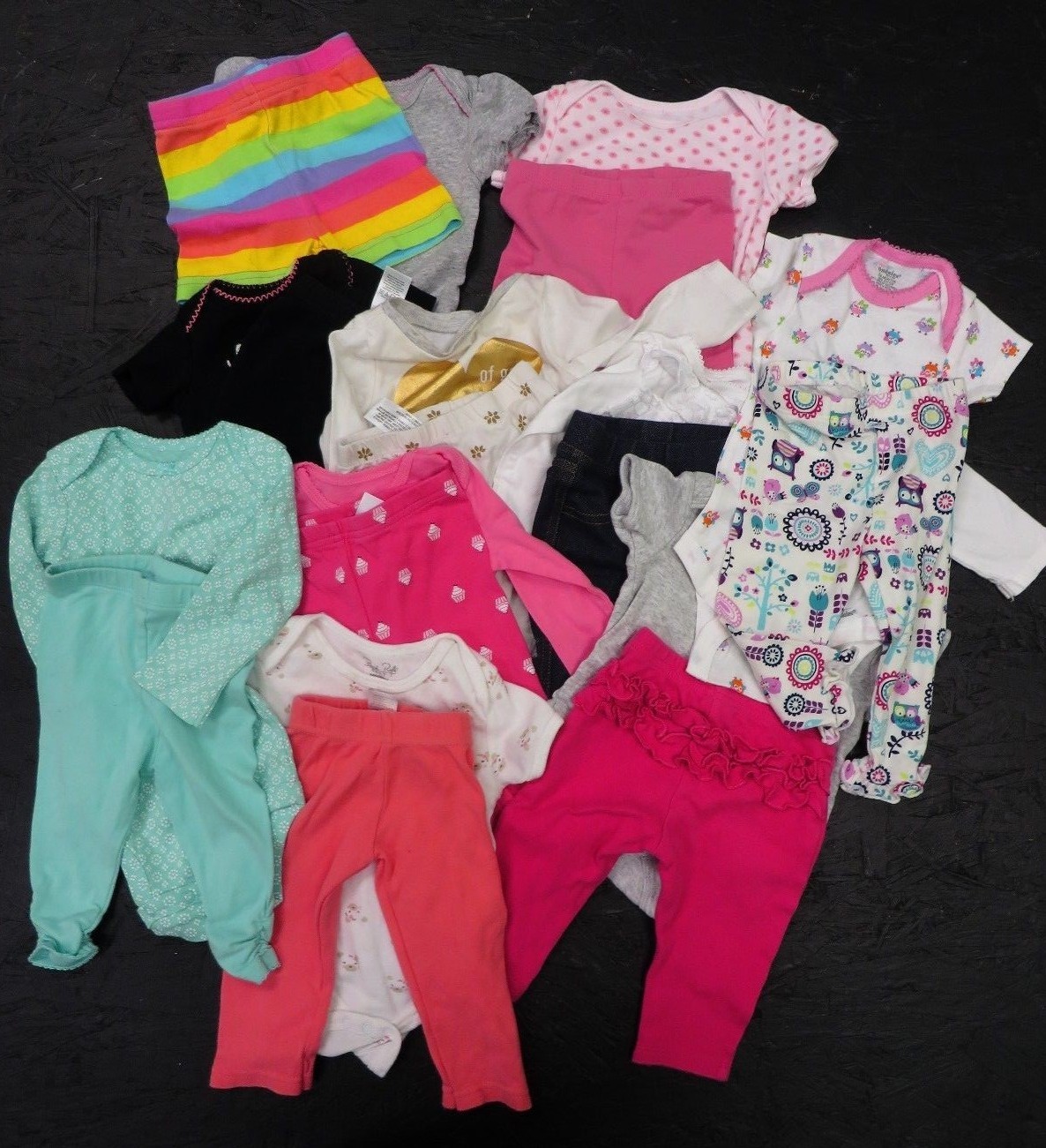 CLOTHING LOT(10 sets) 20pcs.- GIRLS (3-6Mo)