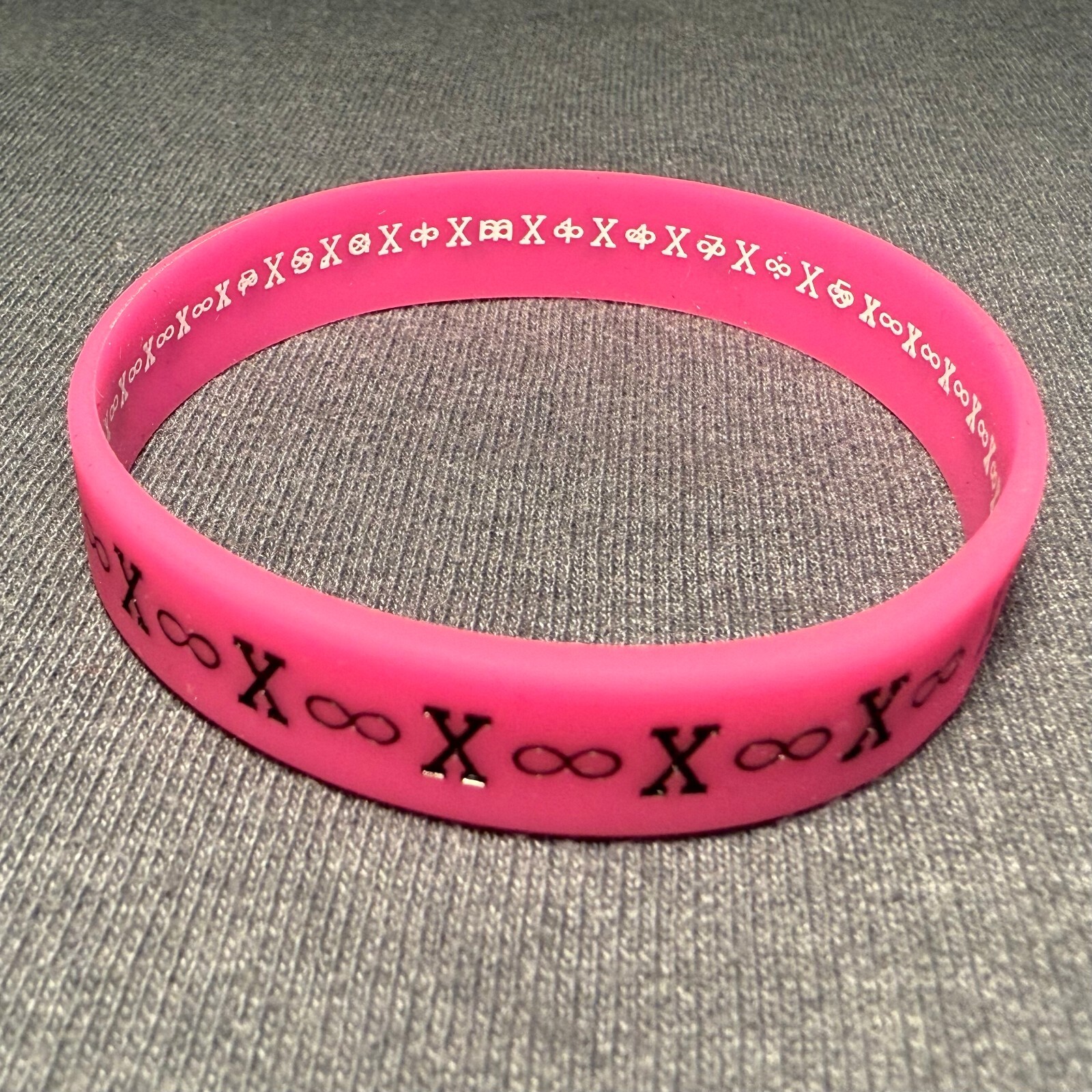 8&Prime;x2.5&Prime; Infinitely Infinite brand ∞x∞ infinite loop psalm 147:5 wristband