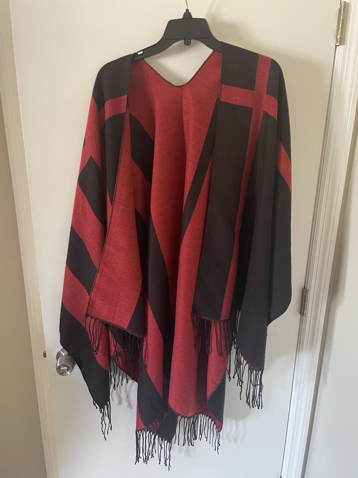 Mixed bulk clothing haul for woman’s (includes shirts, dresses etc) 200$+ value