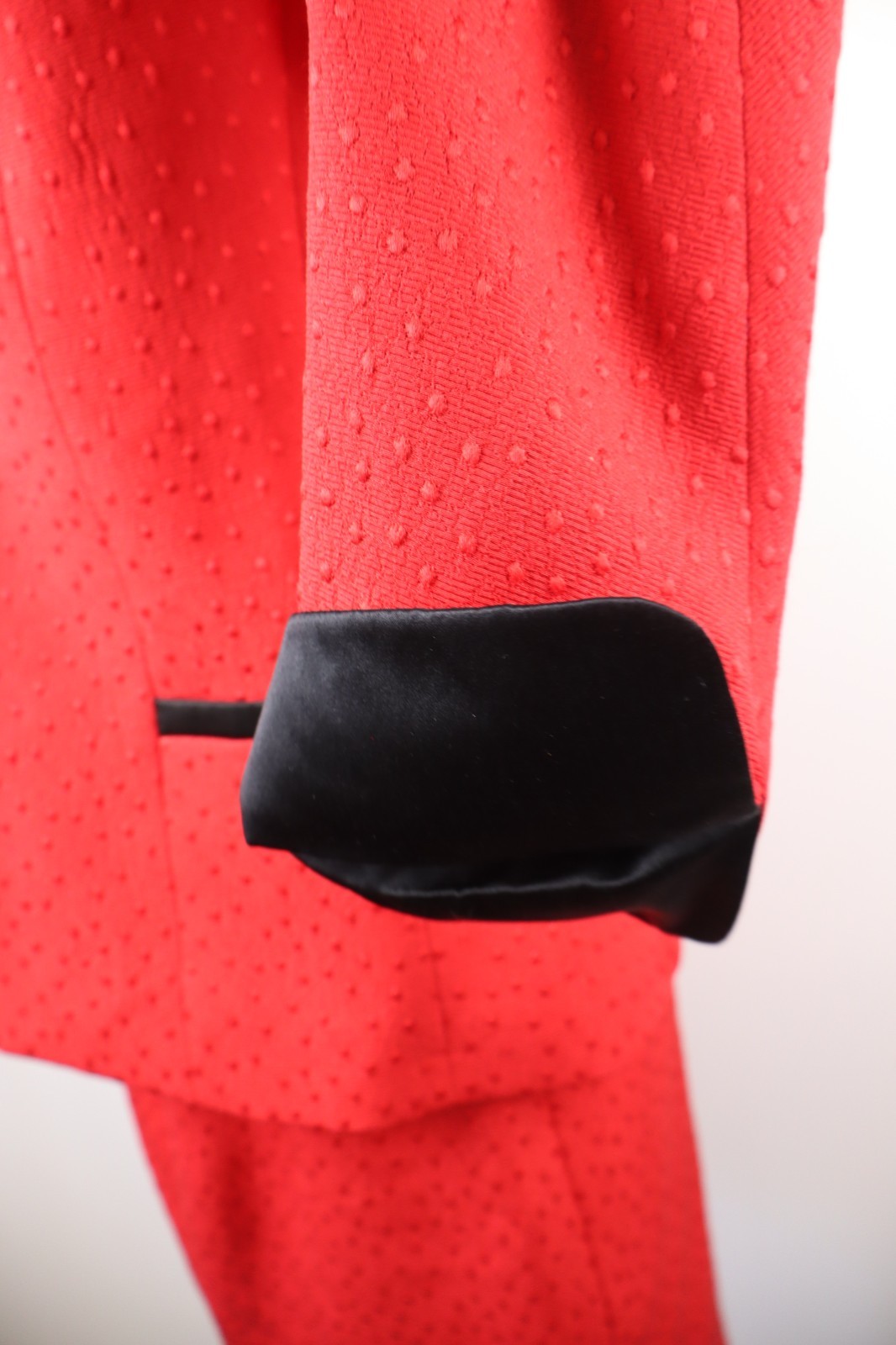 LOUIS FARAUD 2-Piece Suit Set Womens Size 40 Wool Silk Red V-Neck Blazer Skirt