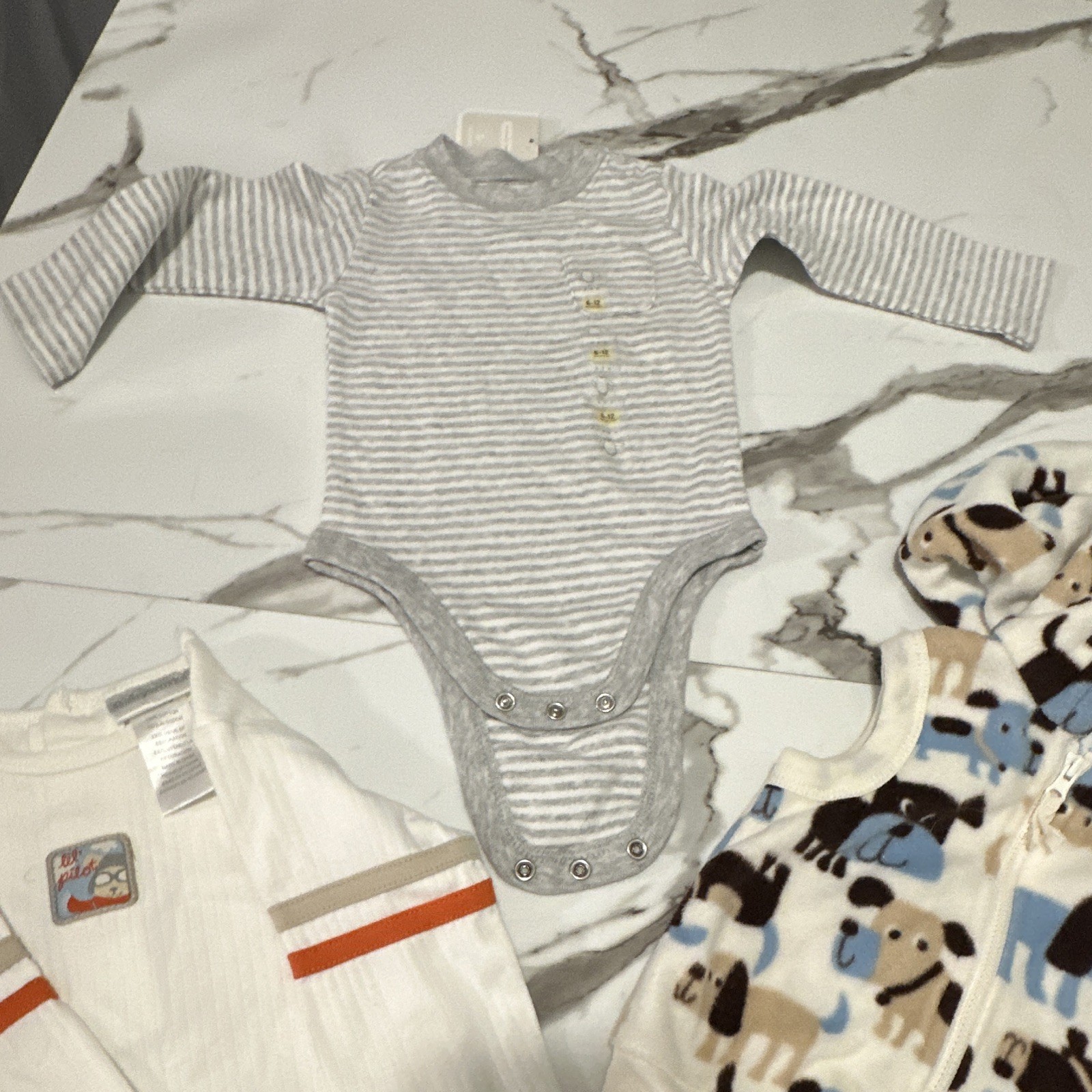 Okie Dokie Unisex Baby Clothing Lot 3-6M Bodysuits Fleece Animal Print