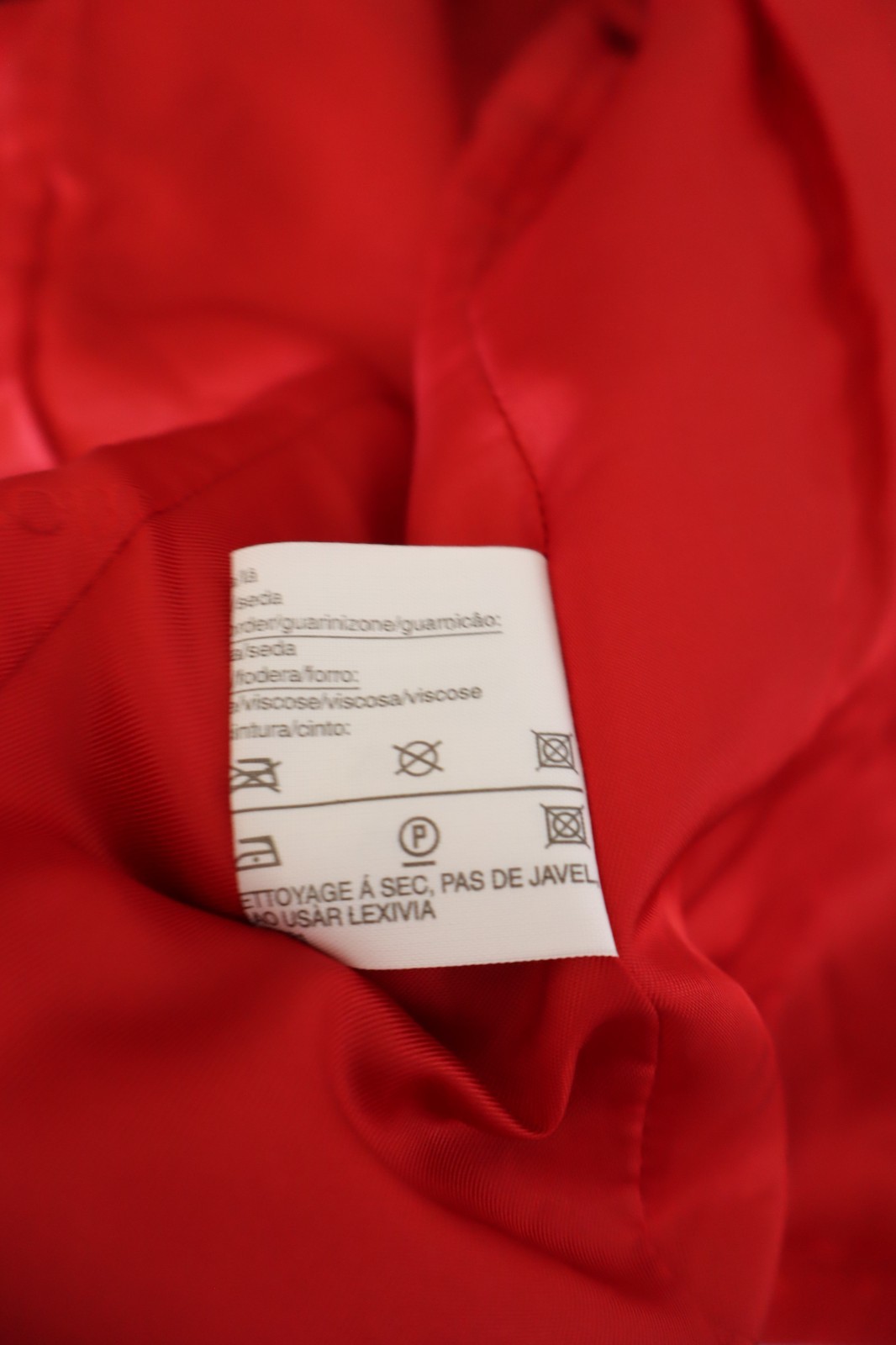 LOUIS FARAUD 2-Piece Suit Set Womens Size 40 Wool Silk Red V-Neck Blazer Skirt