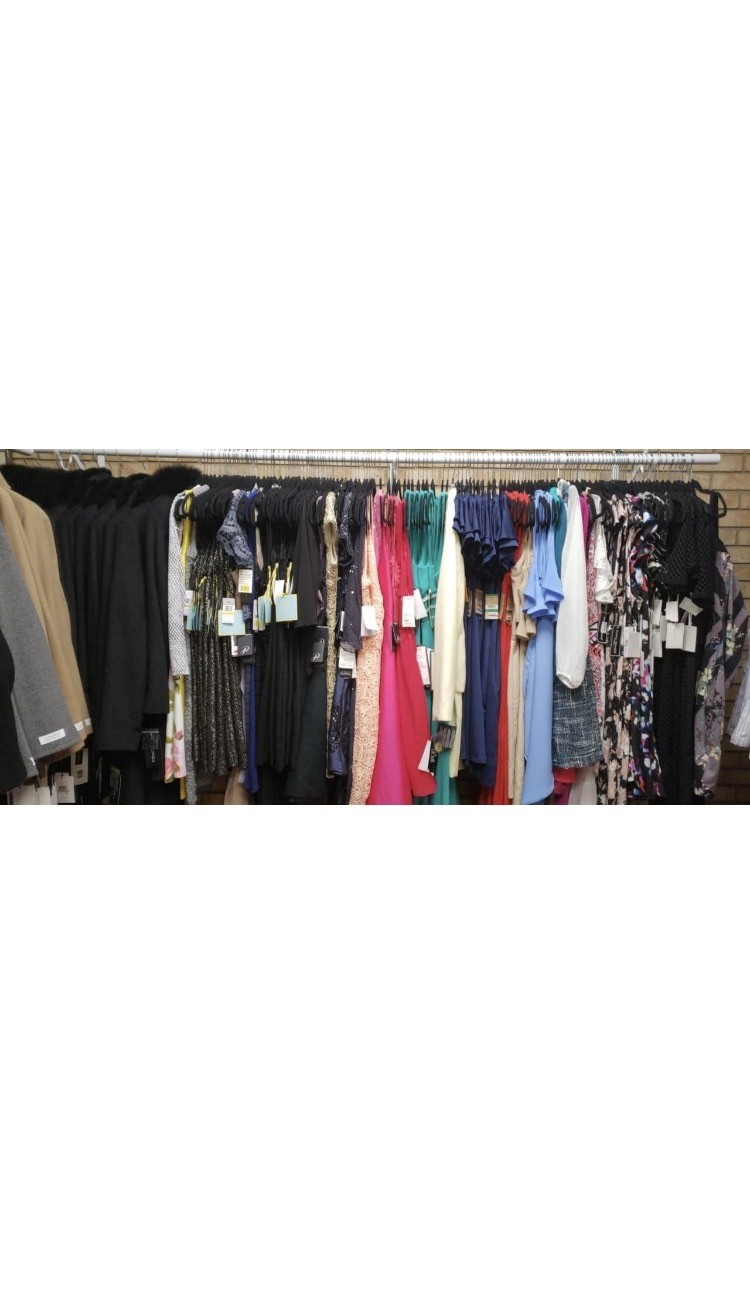 women’s clothing lot – mix brands – wholesale bulk – 30 pcs *SEE DESCRIPTION*