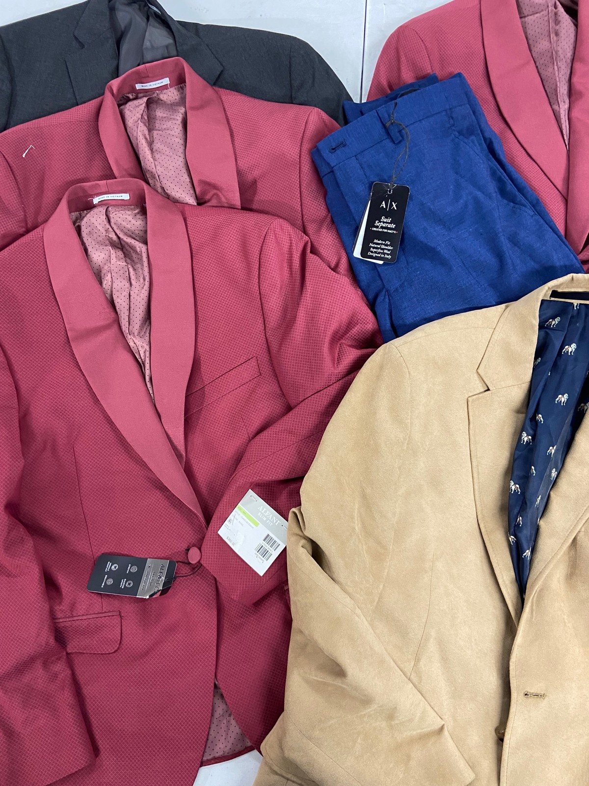 Men&rsquo;s NEW Blazers Wholesale Lot ARMANI EXCHANGE,RALPH LAUREN 6 items MSRP $2,110
