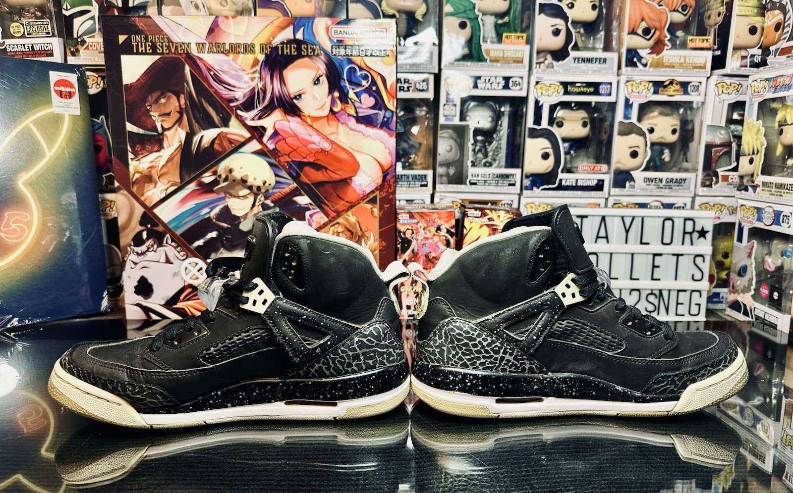 Large Jordan Shoe Lot – Vintage Find. – Nice Collection- Youth