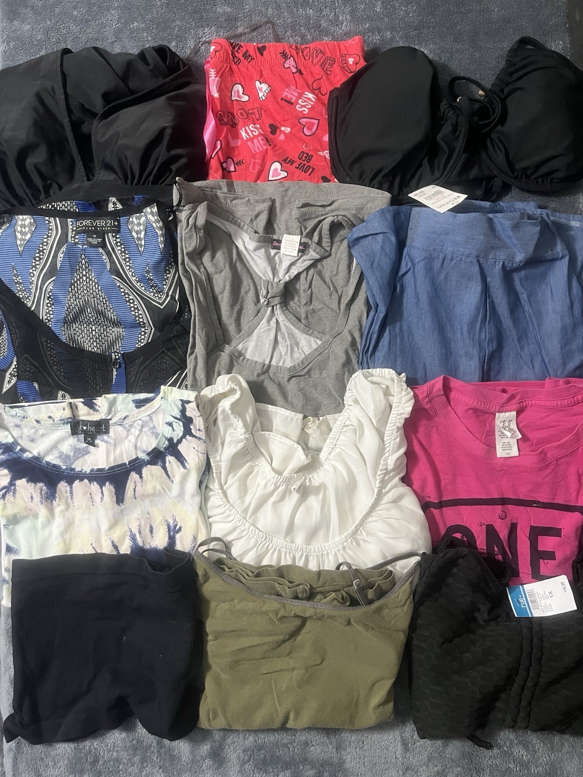 Lot of 11 Womens 1X Assorted Summer Clothes Top Dress Skirt Swim Sleep Teen/YA