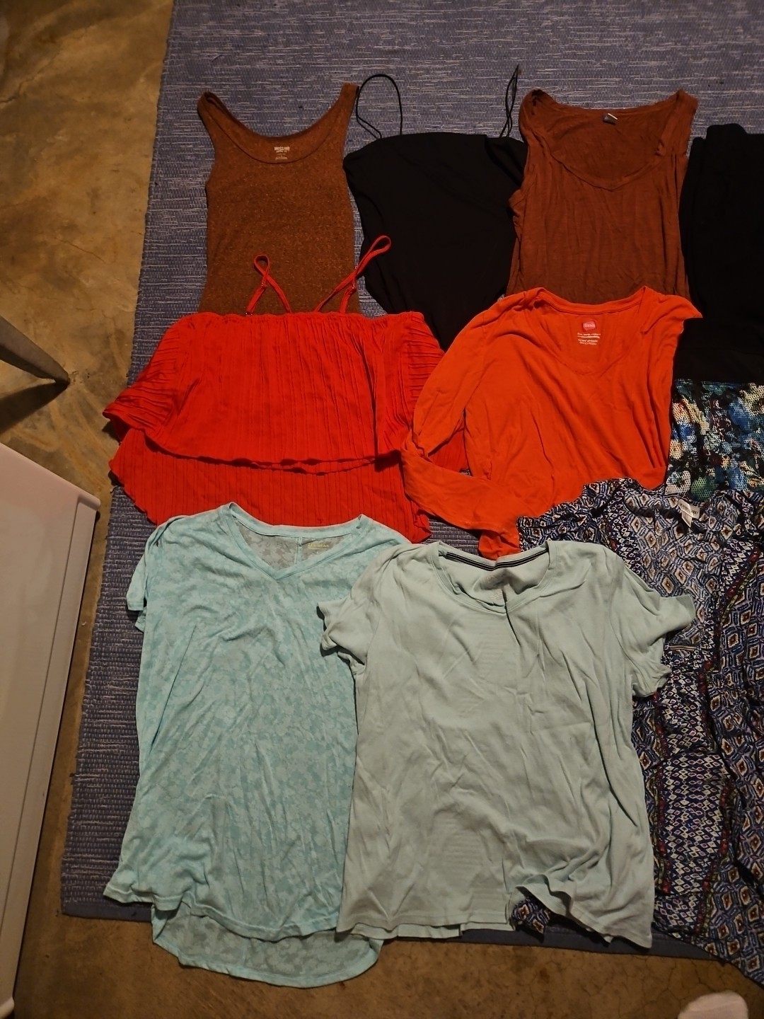 Lot Of 14 Women&rsquo;s Size LARGE Clothing Lot H&M PINK OLD NAVY