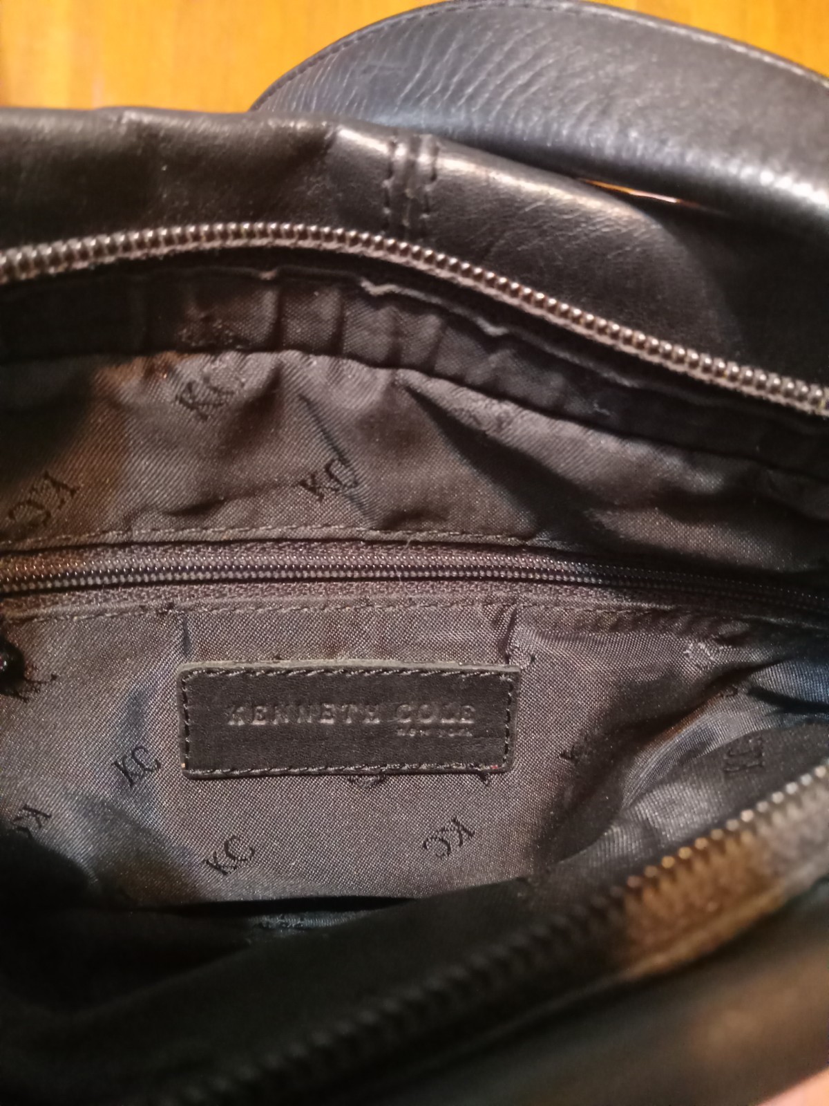 Esprit Kenneth Cole Simply Vera Vera Wang Hype Lot 5 Leather Bags Black/Red