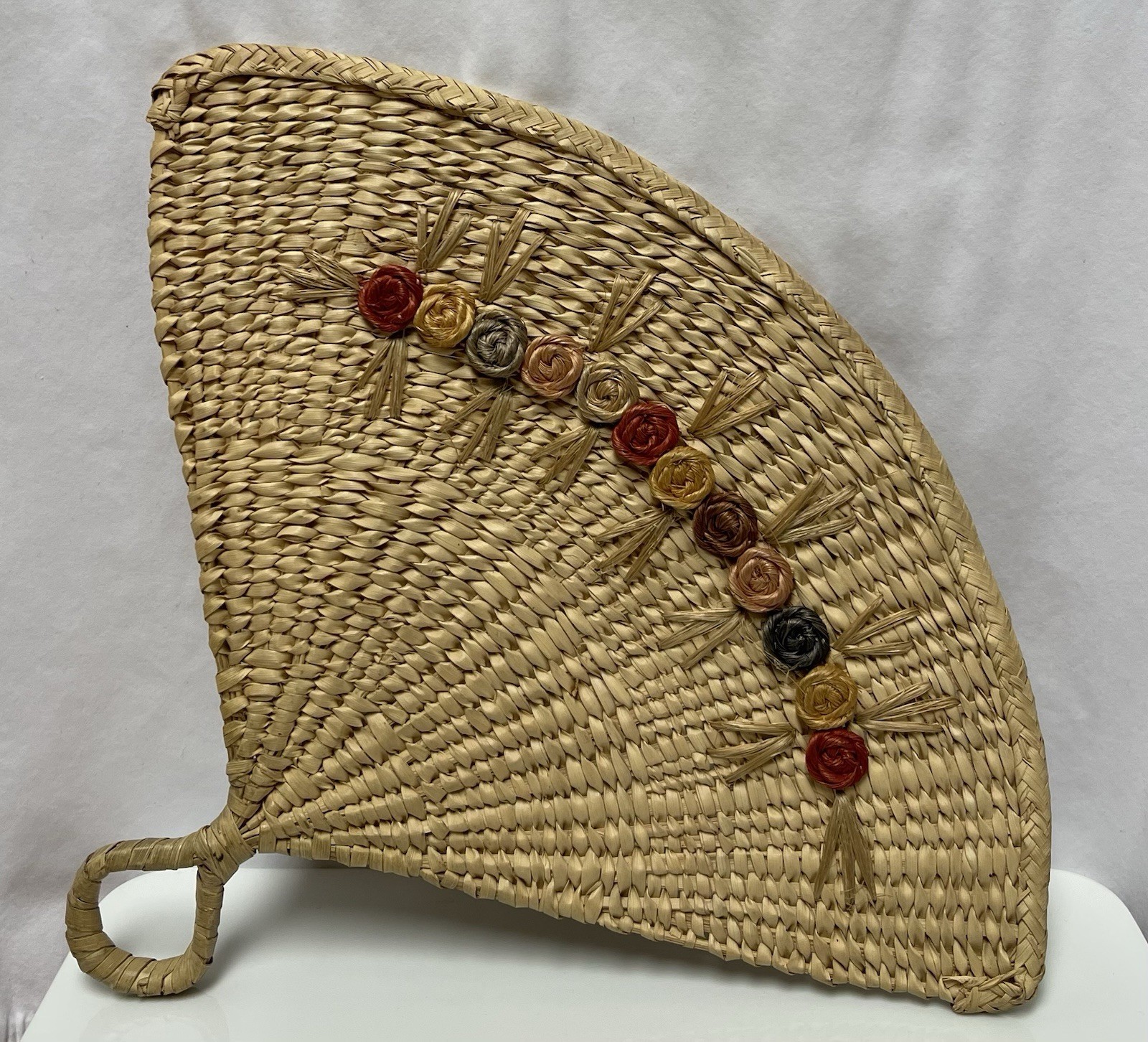 Hand Woven Natural straw Fan W Palm Leaf Flowers Small Loop For Holding
