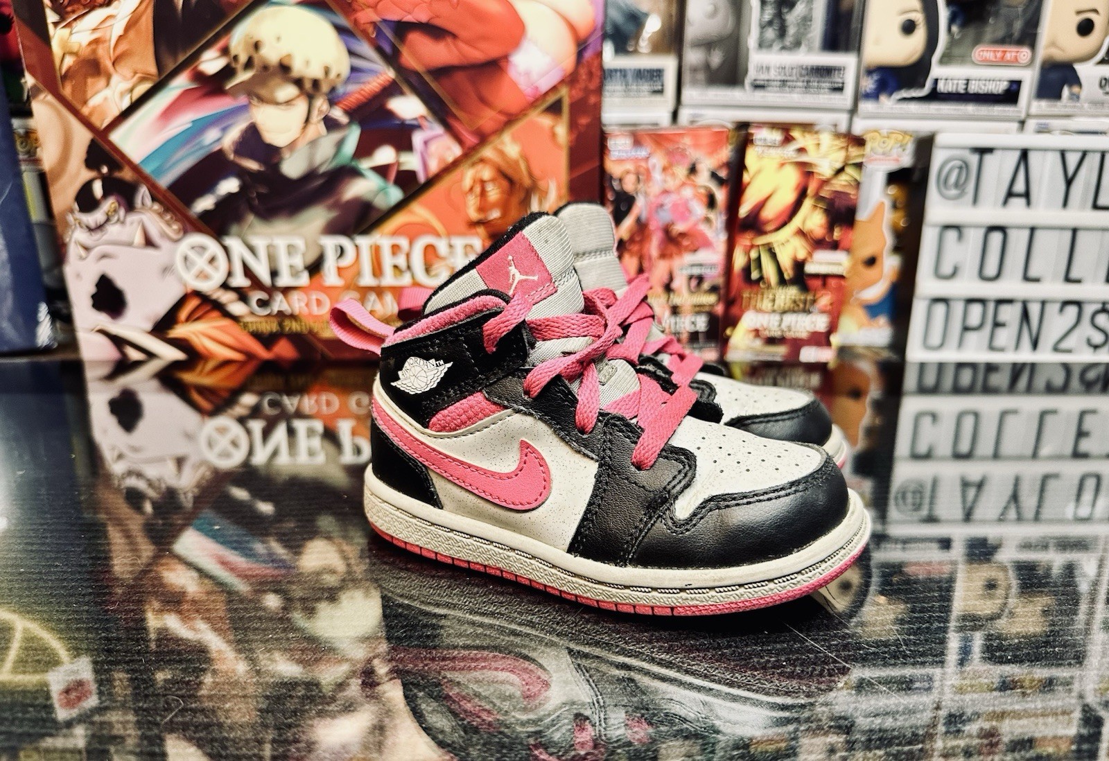Large Jordan Shoe Lot – Vintage Find. – Nice Collection- Youth
