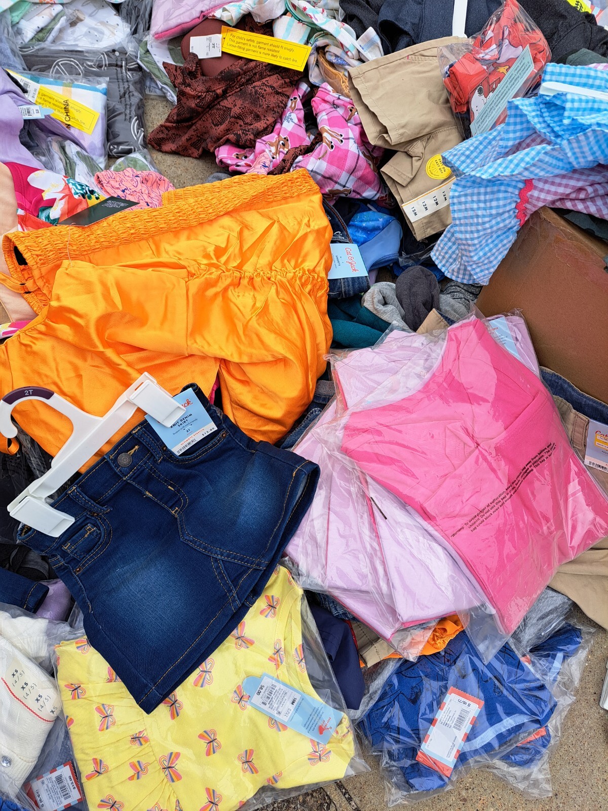 NEW WITH TAGS! Wholesale Lot CHILDREN&rsquo;S TARGET Brand Clothing ($125+)Retail KIDS