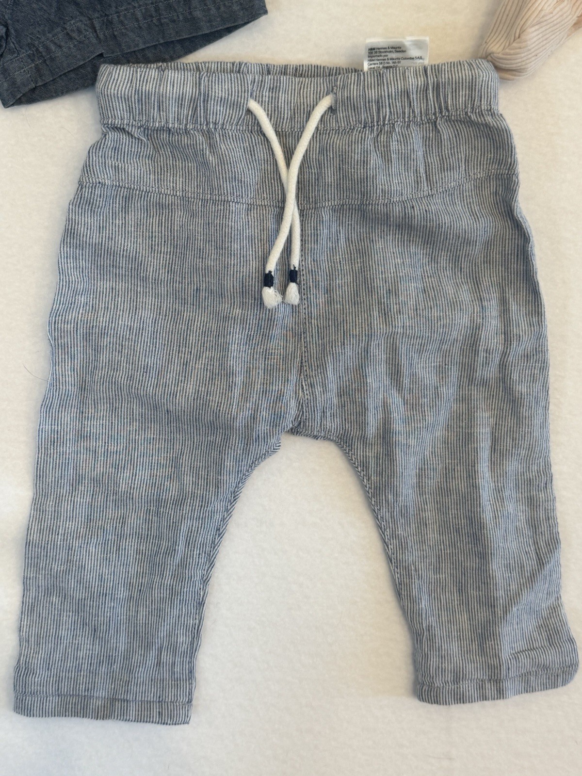 Baby girls clothes lot sizes 3-24 months (26 Items)