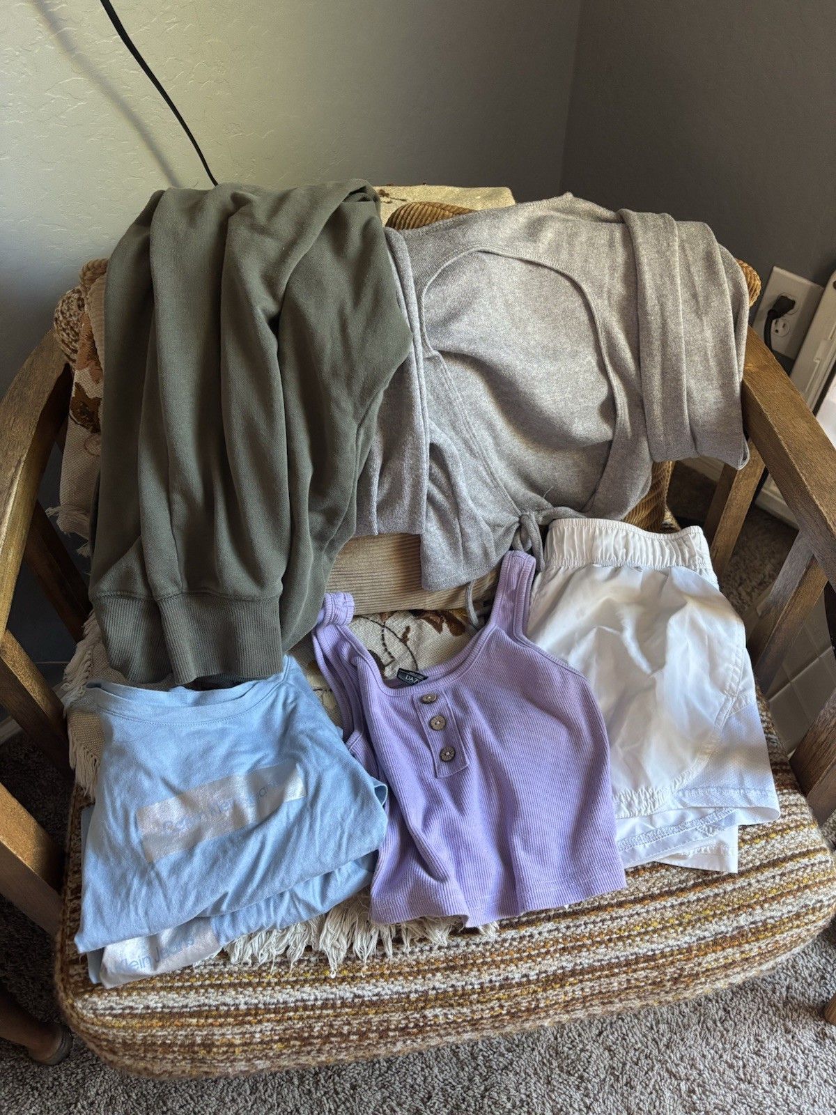 5-Piece Women&rsquo;s Apparel Lot Sizes S-M: Target, Calvin Klein, F21, Shein