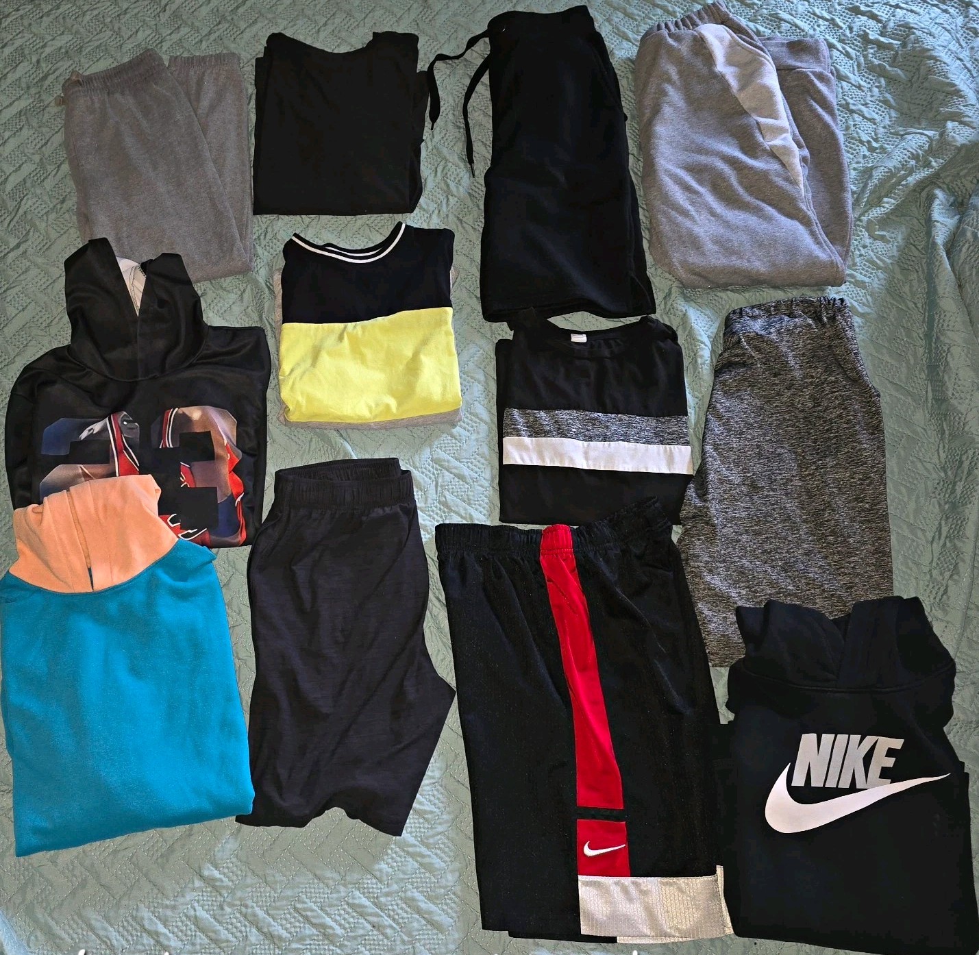 Nike Unisex Kids Clothing Lot Bundle Sizes 10/12 14/16 Polyester Sports