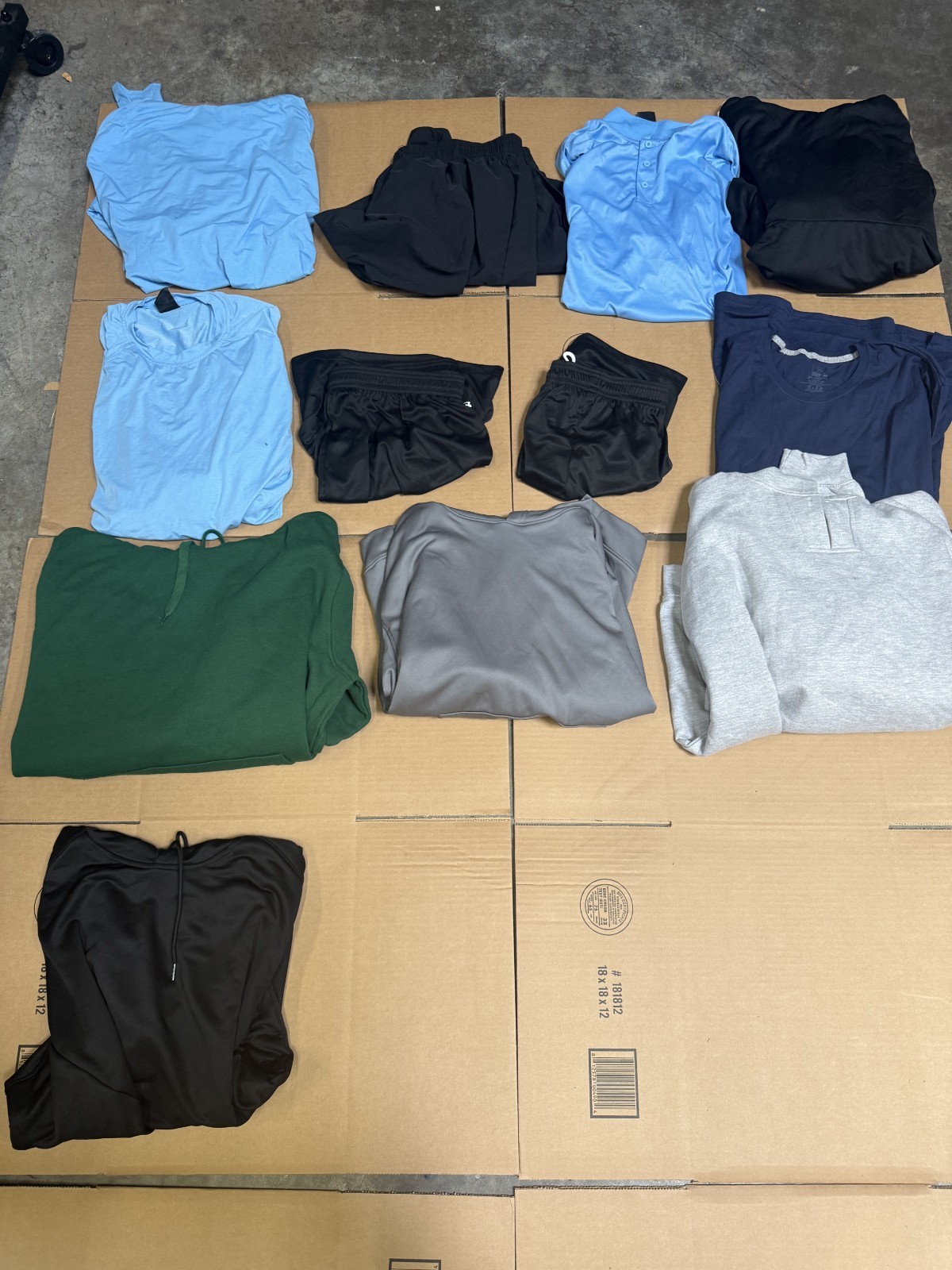 Lot of 12 NEW Men&rsquo;s Adult 3XL Blank Assorted Clothing & Apparel Bulk Pricing