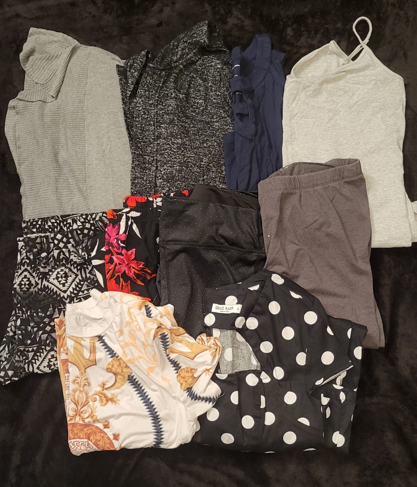 Mixed Lot Of Women&rsquo;s Size XL Clothing