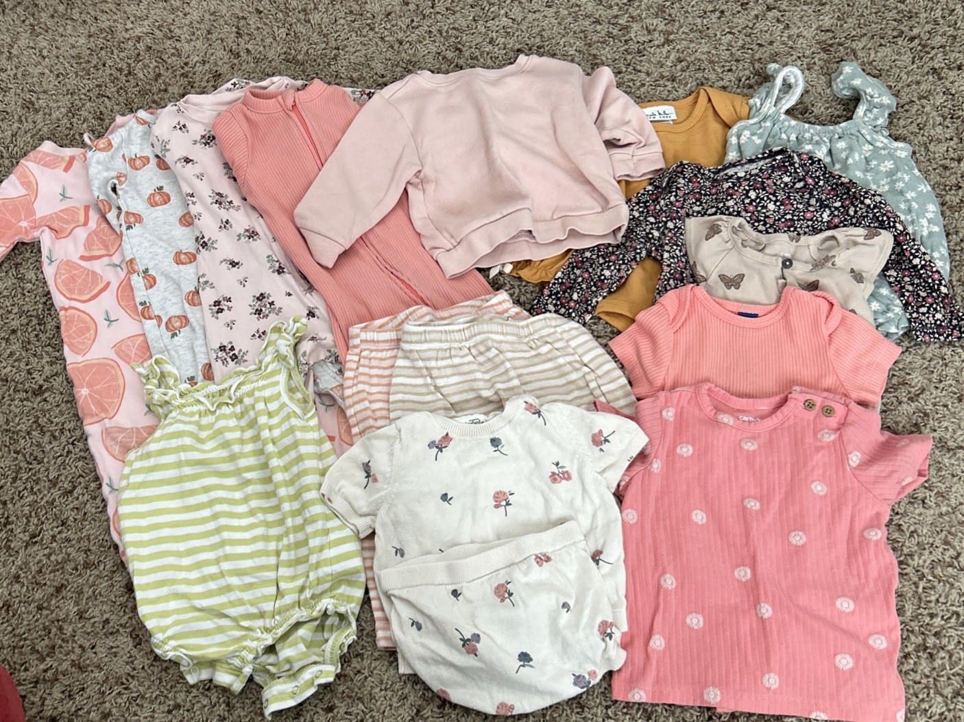Carter&rsquo;s, Old Navy, Others Infant Girls Clothing Lot of 16, Size 6-12 Months