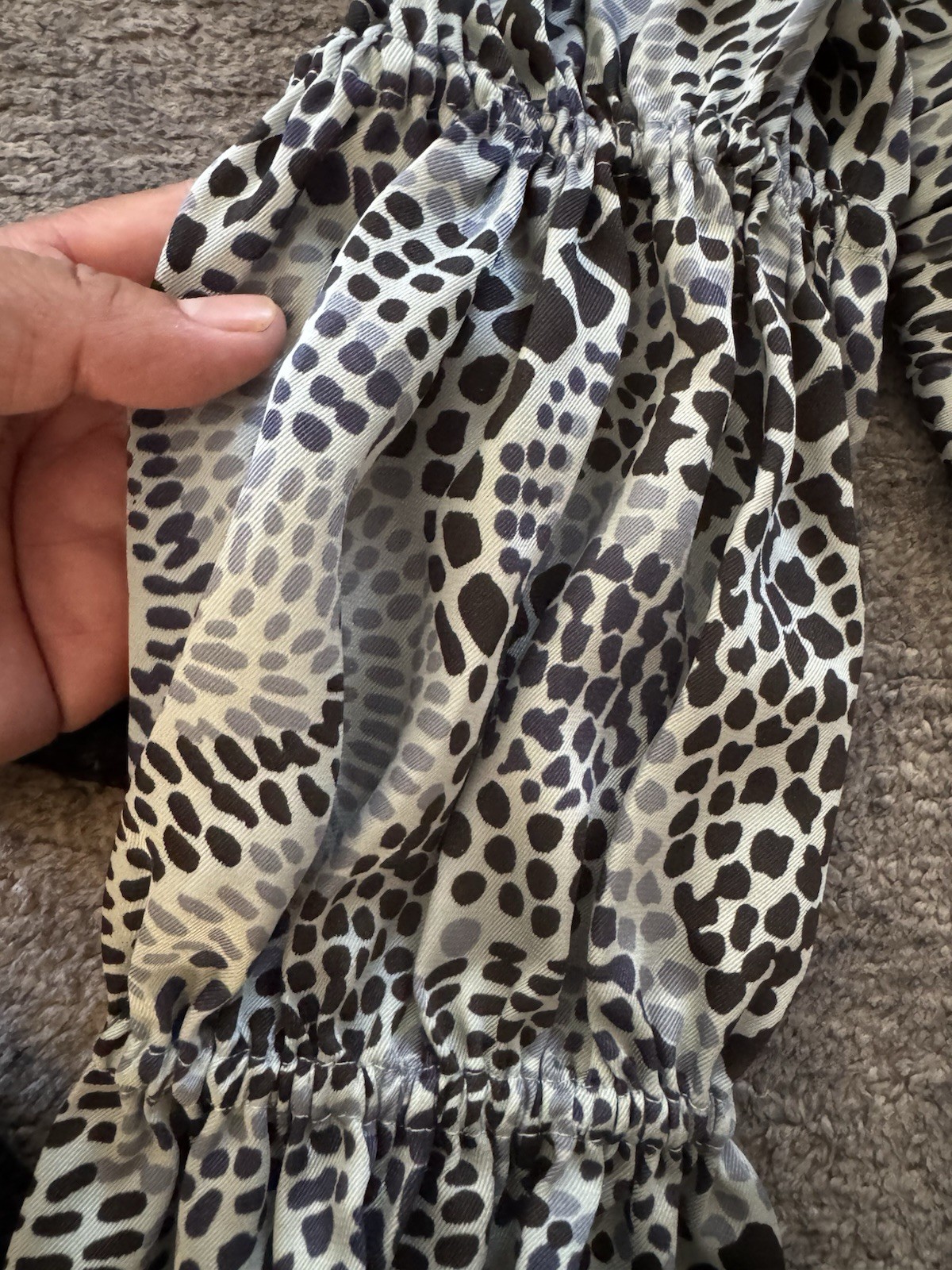 5à7 Cinq à Sept Size XS Mixed Lot Animal Print Smocked Top & Black Knit Sweater