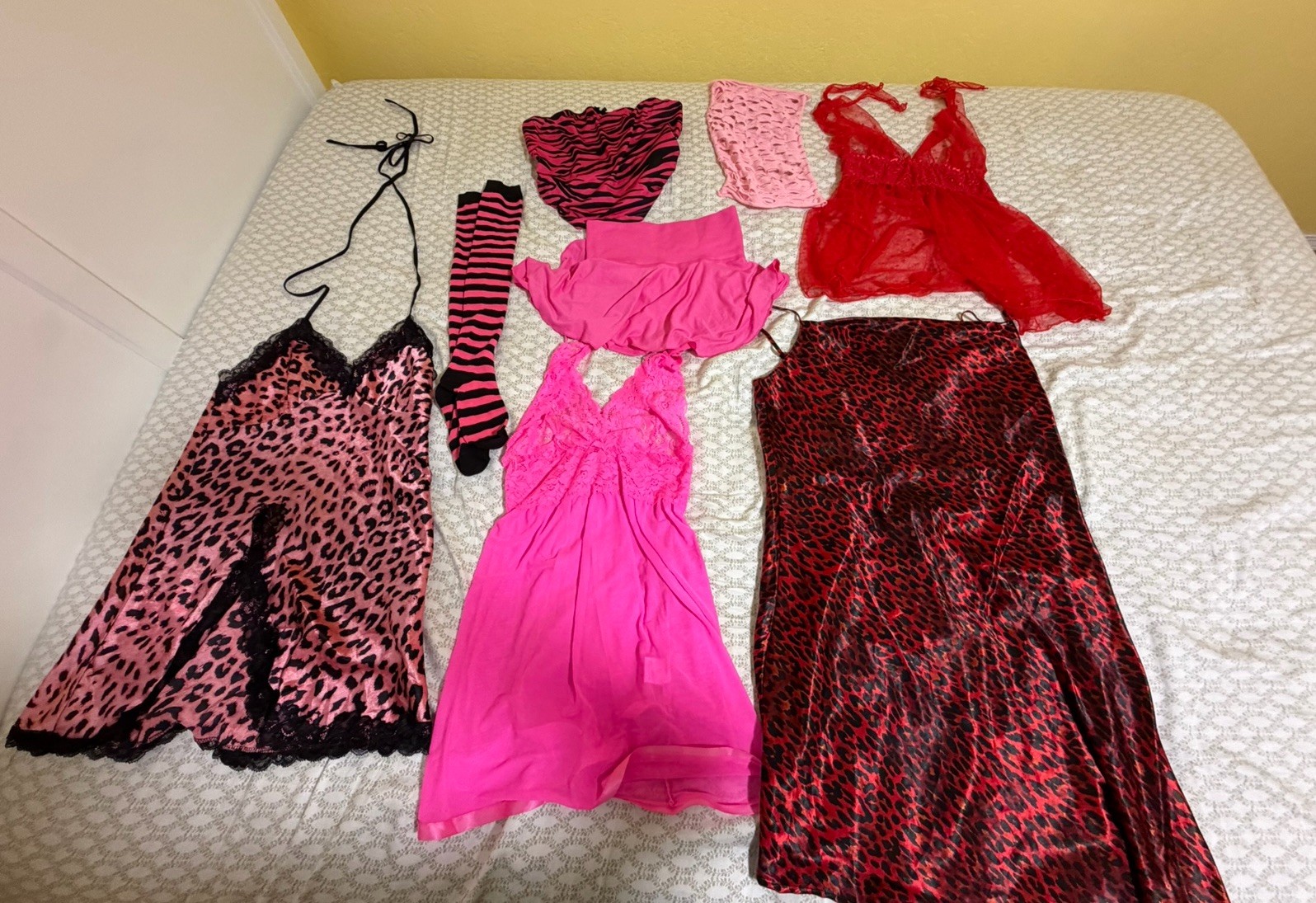 Mixed Lace Lingerie/Sleepwear Lot Leopard/Animal Print Pink Black Red One Size