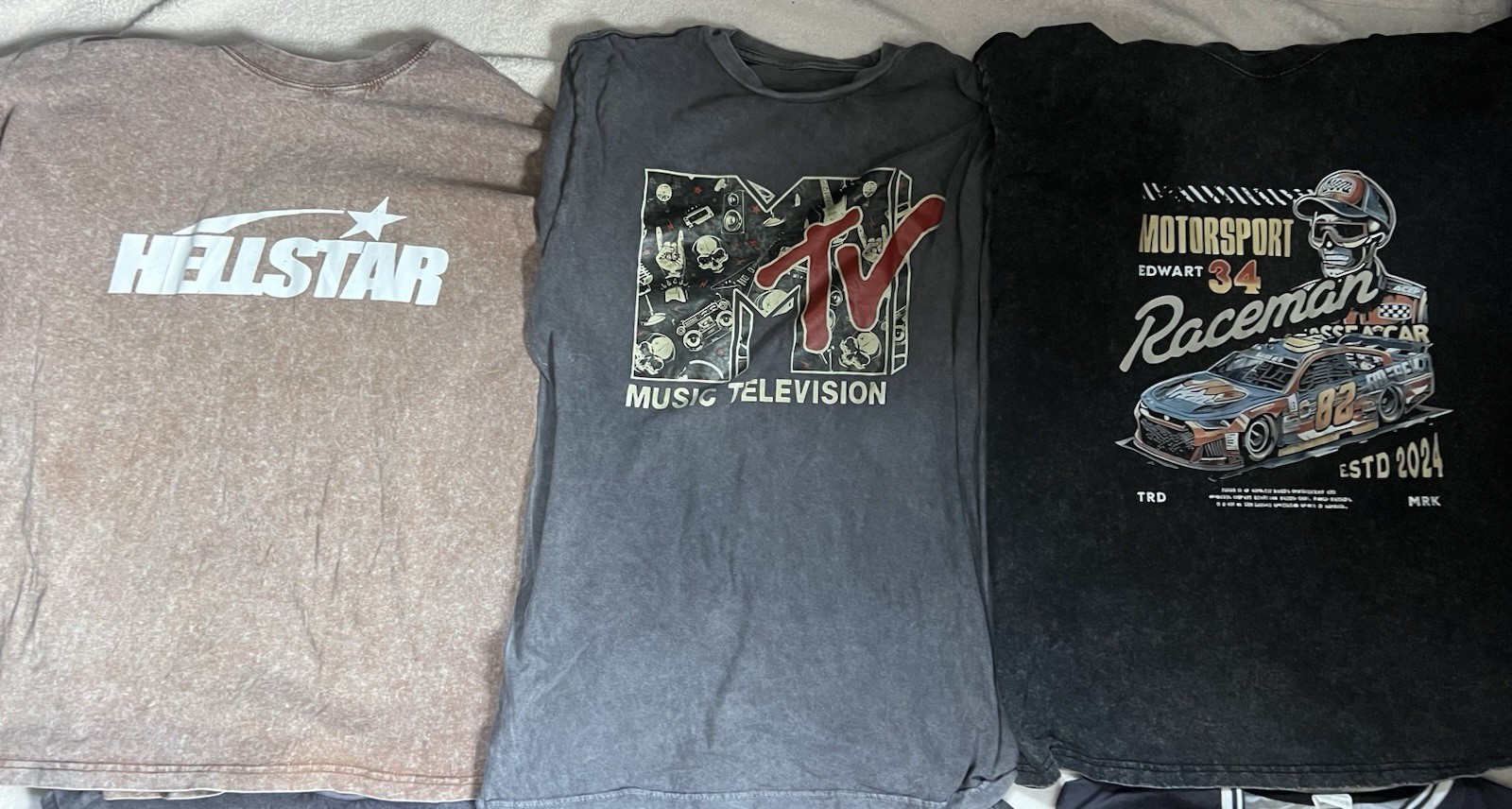 Y2K Graphic Tee Bundle Size M | Hellstar Racing MTV Washed Tees