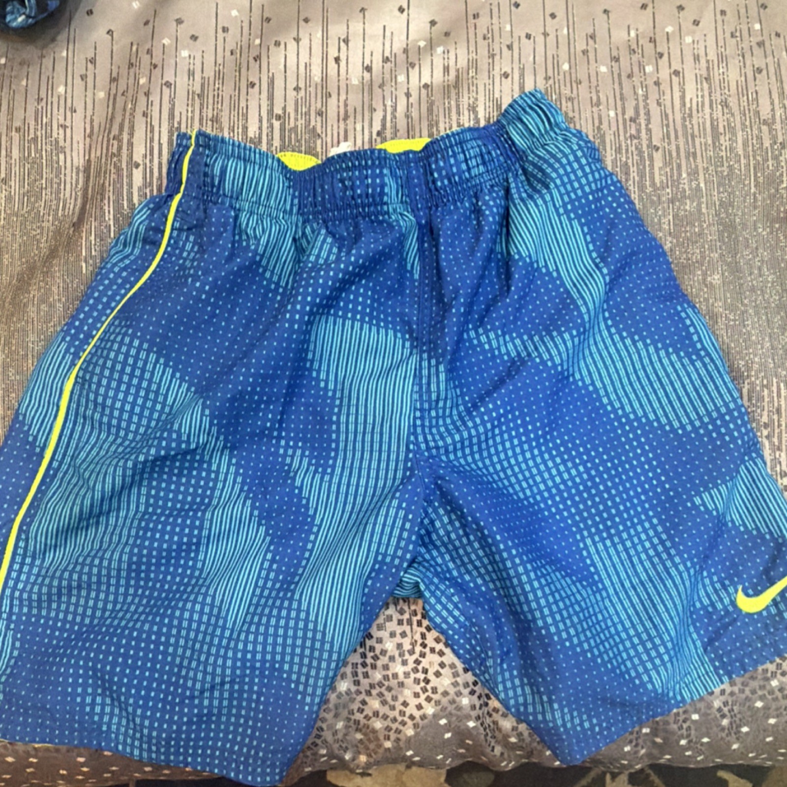 Boys Clothing Bundle (25+ Pieces) – Hollister, Billabong, Nike, Vineyard Vines