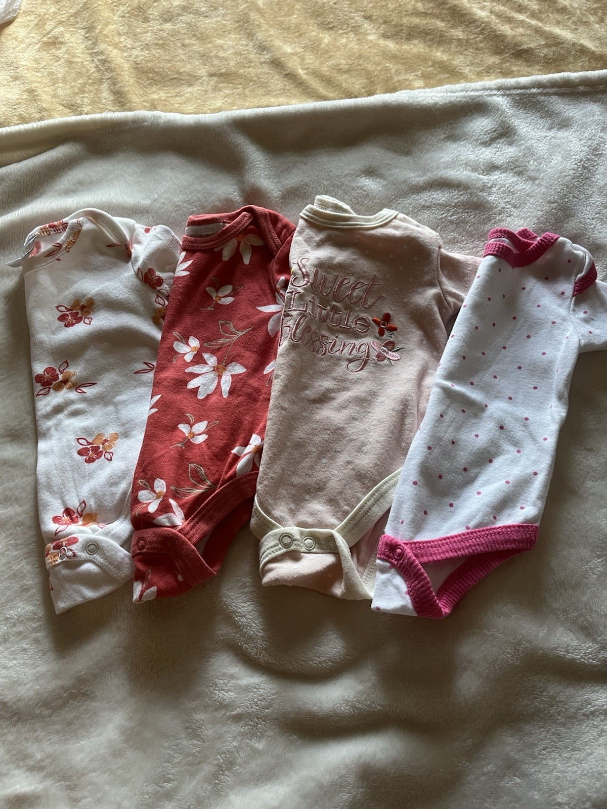 Baby Girl Mixed Summer Clothing Lot 0-3-6 Months Dresses, Bodysuits Gently Worn