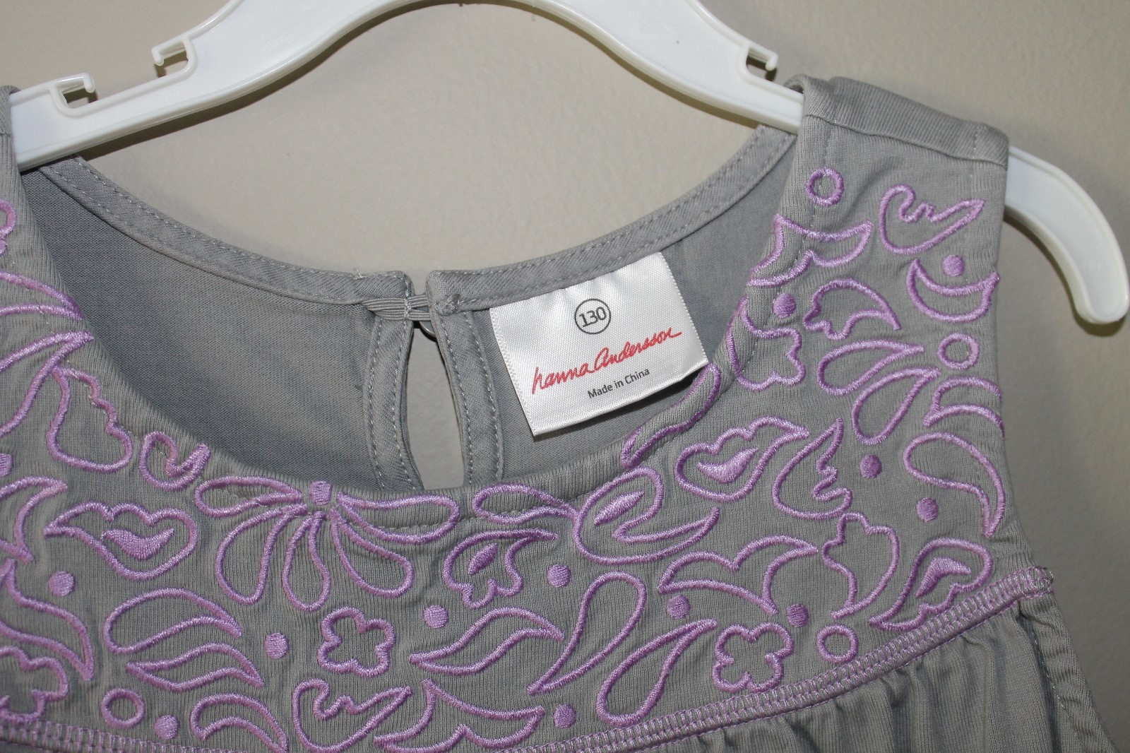 Hanna Andersson Gray & Lavendar Embroidered Sleeveless Top Size 130 6 7 EUC