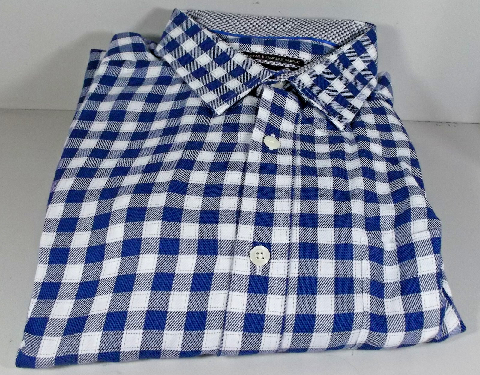 LOT OF FIVE MEN&rsquo;S SHIRTS SIZE (XL) LONG SLEEVE VARIOUS COLORS JOHNSTON MURPHY