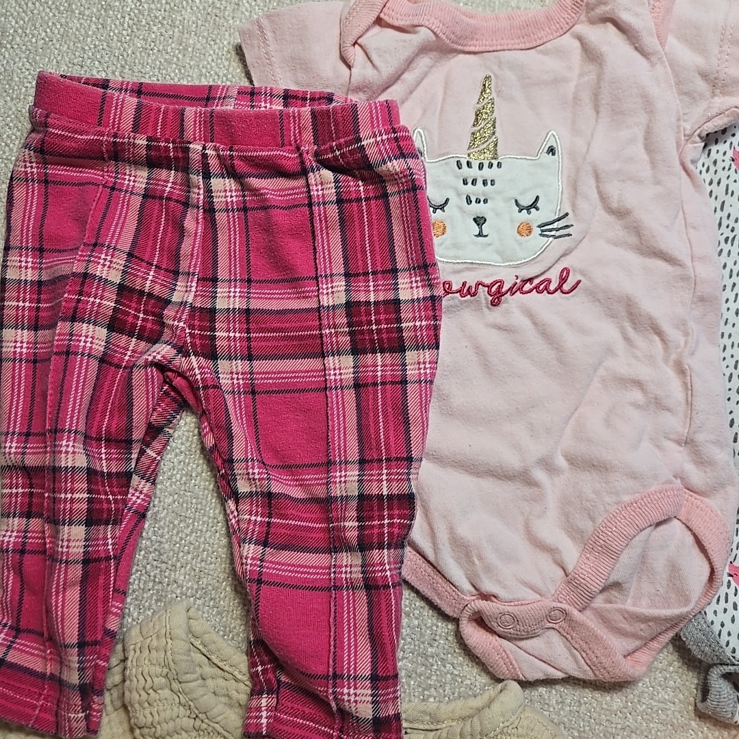 13PC Lot Of Girls Clothes 0-3 Months Various Brands