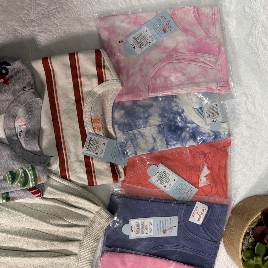 Lot of 9 pieces, size 4 years Everything is new with tags.