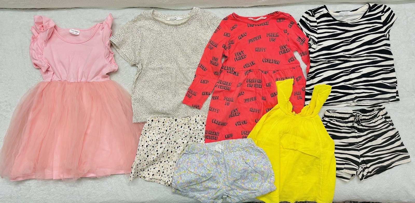 Lot If Girls Clothes Size 2-4T H&M, GAP Excellent Condition