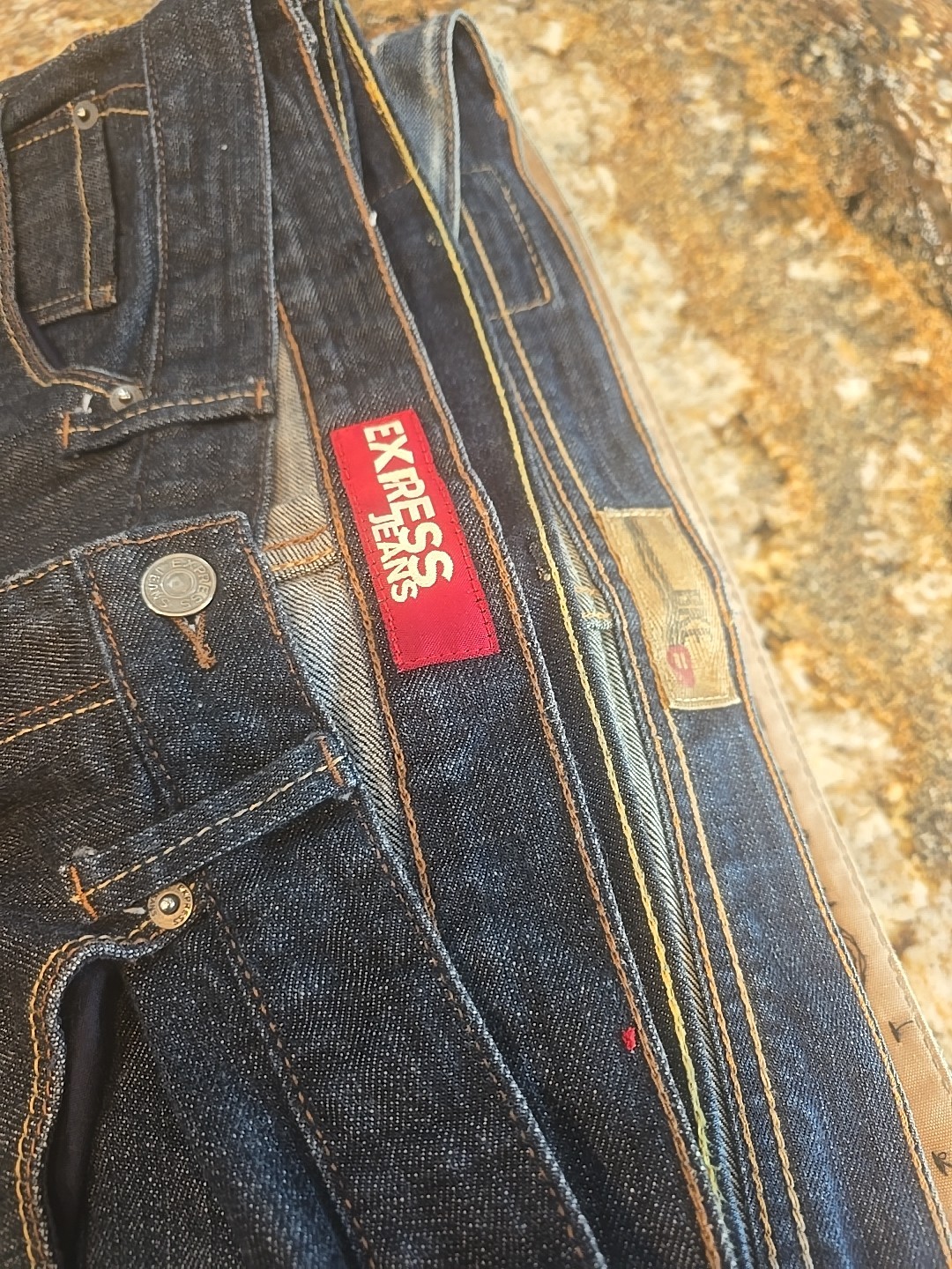 Wholesale Lot 17 Men&rsquo;s Jeans Mixed Sizes BKE, Levi&rsquo;s, Express & More Mid 2000s