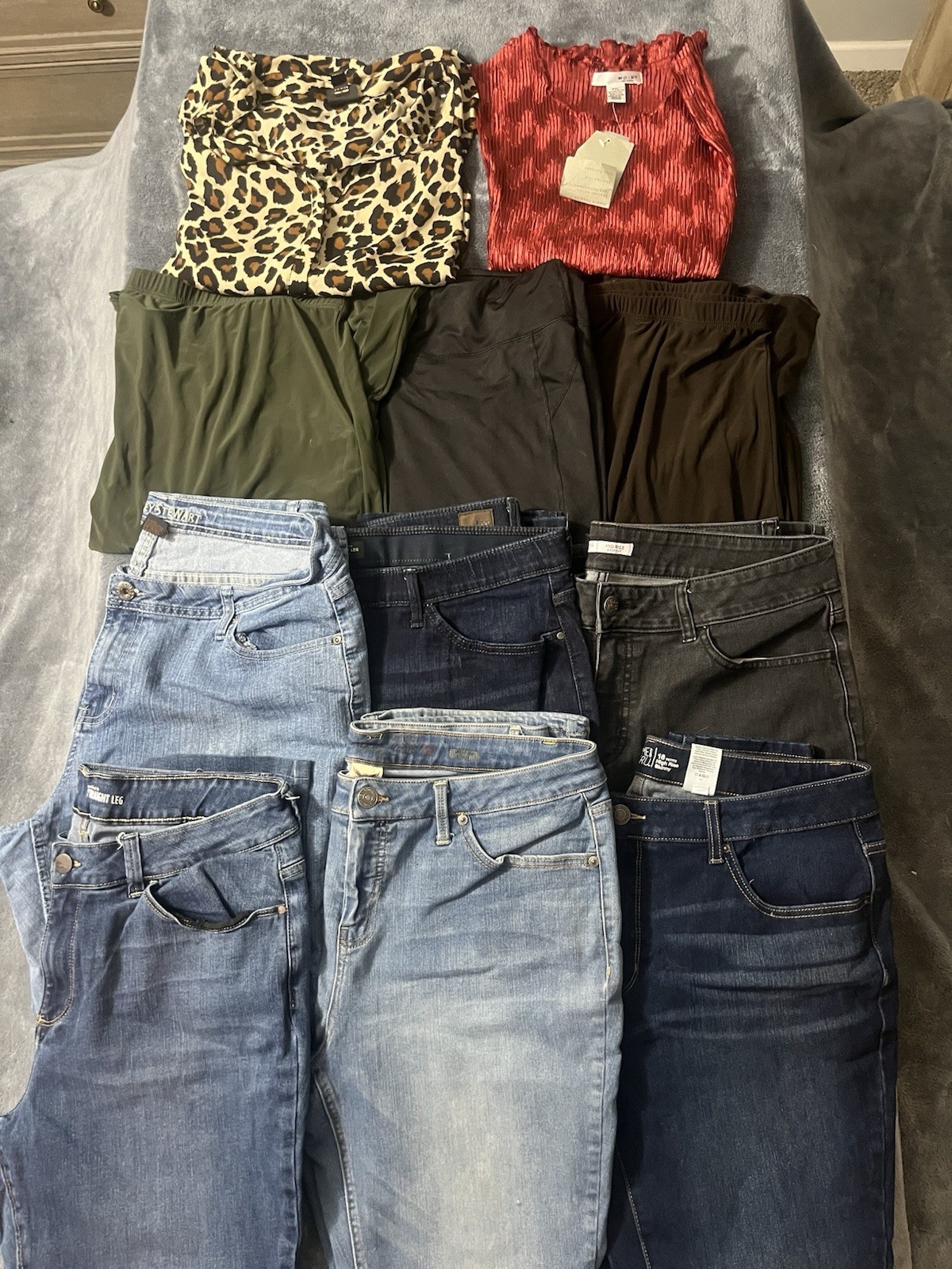 Lot of 11 Womens Petite Sz XL (16P-18P) PXL Blouse Shell Skirt Jeans Yoga Pants
