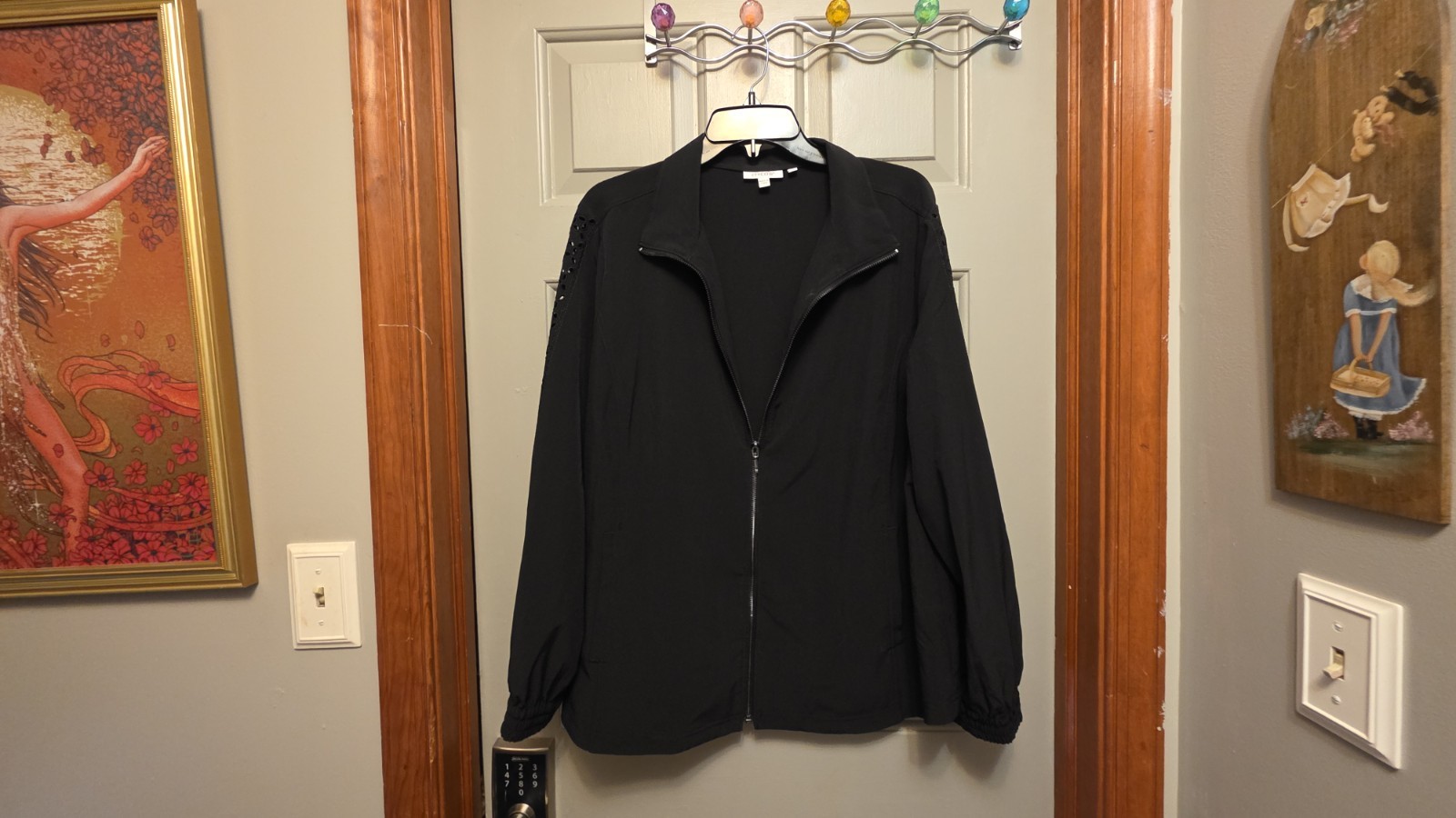Chico&rsquo;s Women&rsquo;s Size 3, 4 Items. 3 Tops Lot Green/Red & Abstract. Black Jacket