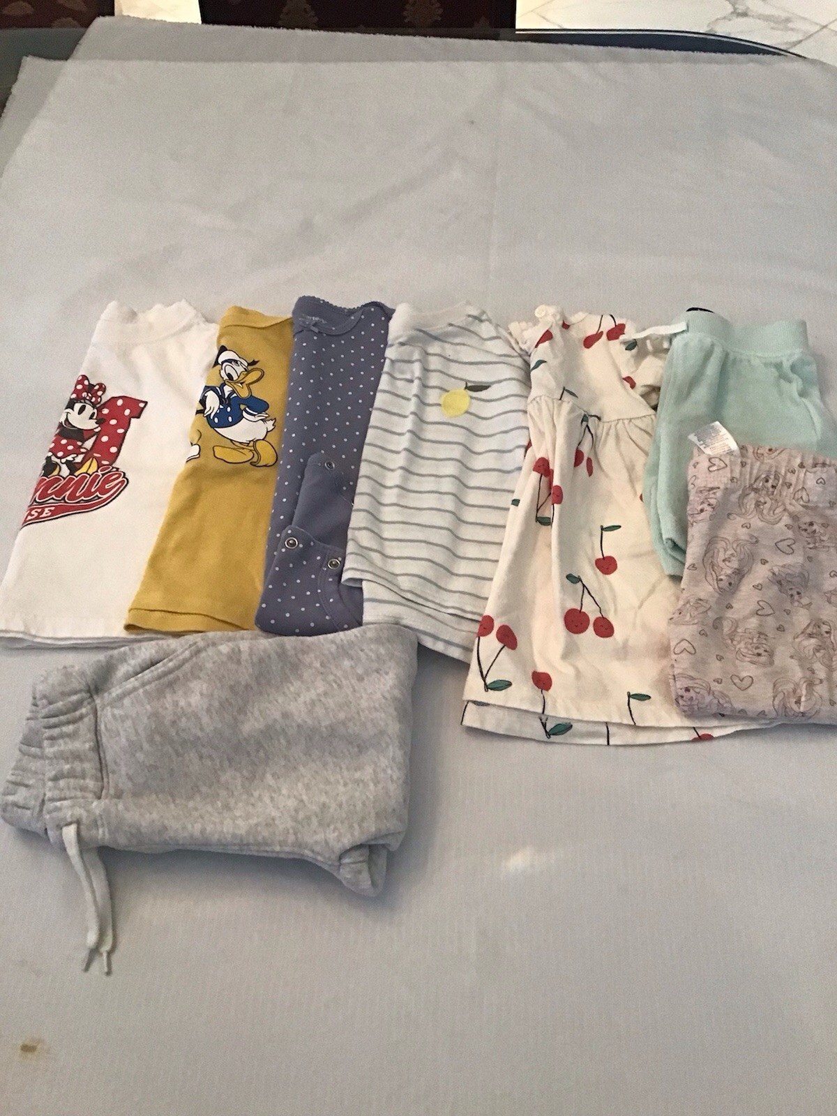 Baby Girl Lot Of Clothes 18-24 Months Lot Of 8 Pieces
