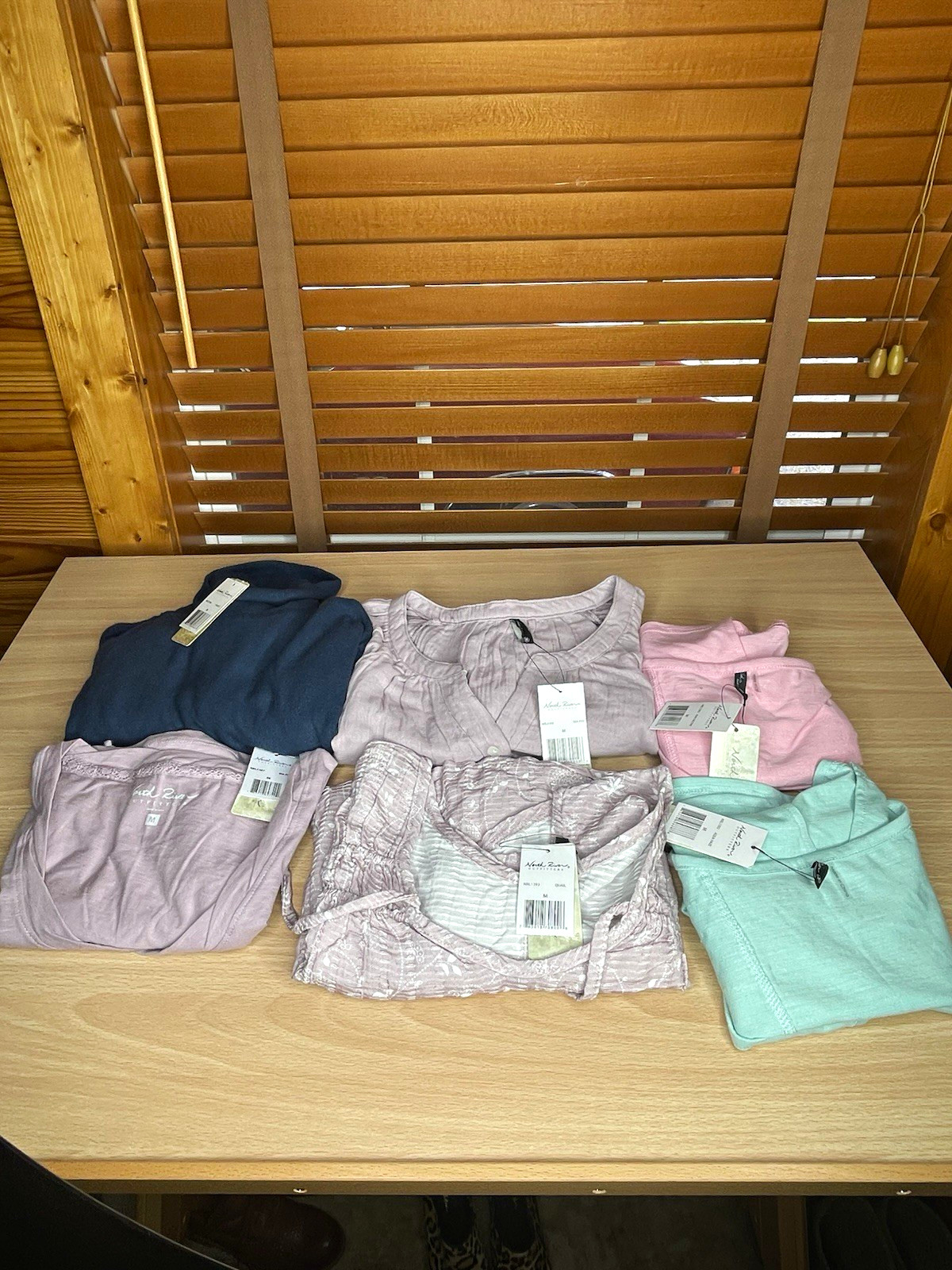 North River Outfitters Women’s M NWT Lot of 6