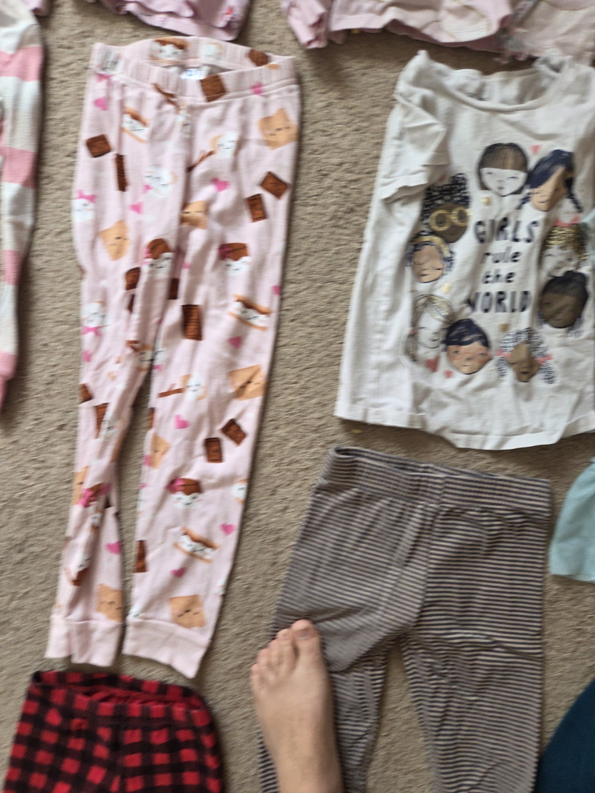 Lot Of Girls Clothes Size 5/5T Carter Jumping Beans Toys Blanket Dress