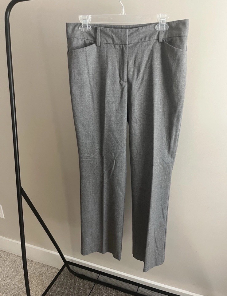 Women’s Ann Taylor Dress Pants size 8. Business wear, professional attire